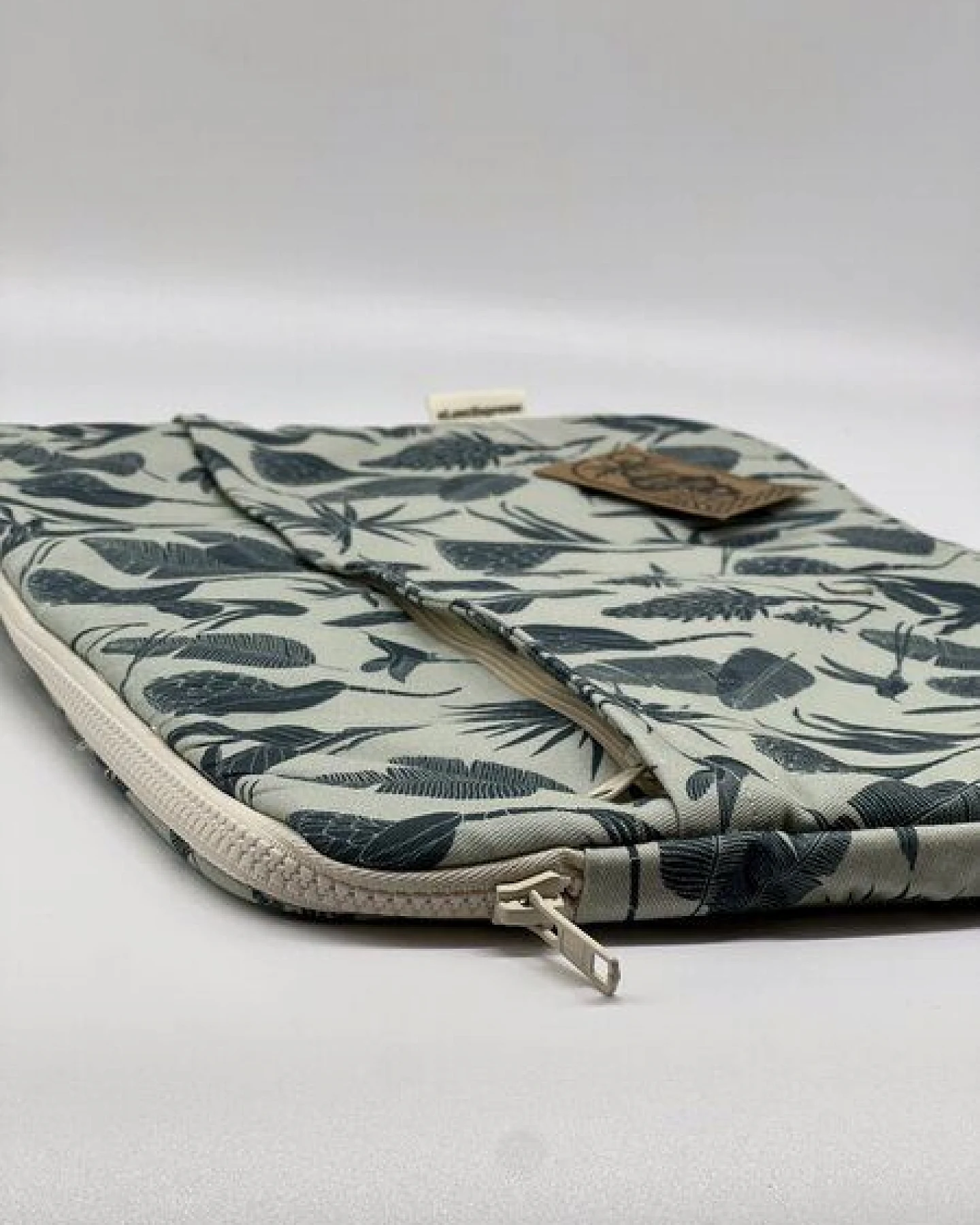a Love Supreme Laptoptasche Gunmetal Mint – Ansicht 3