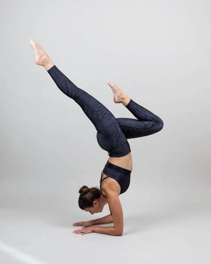 Ambiletics Yoga Leggings – MIDNIGHT ZEBRA