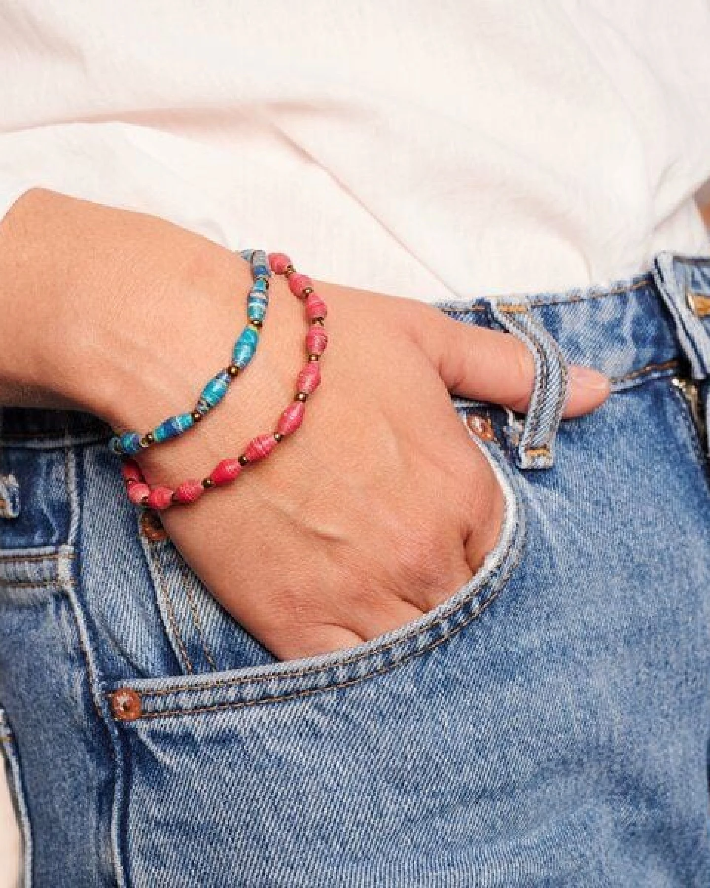 PEARLS OF AFRICA Filigranes Armband aus Papierperlen "ACHOLI" recycelt – Ansicht 3