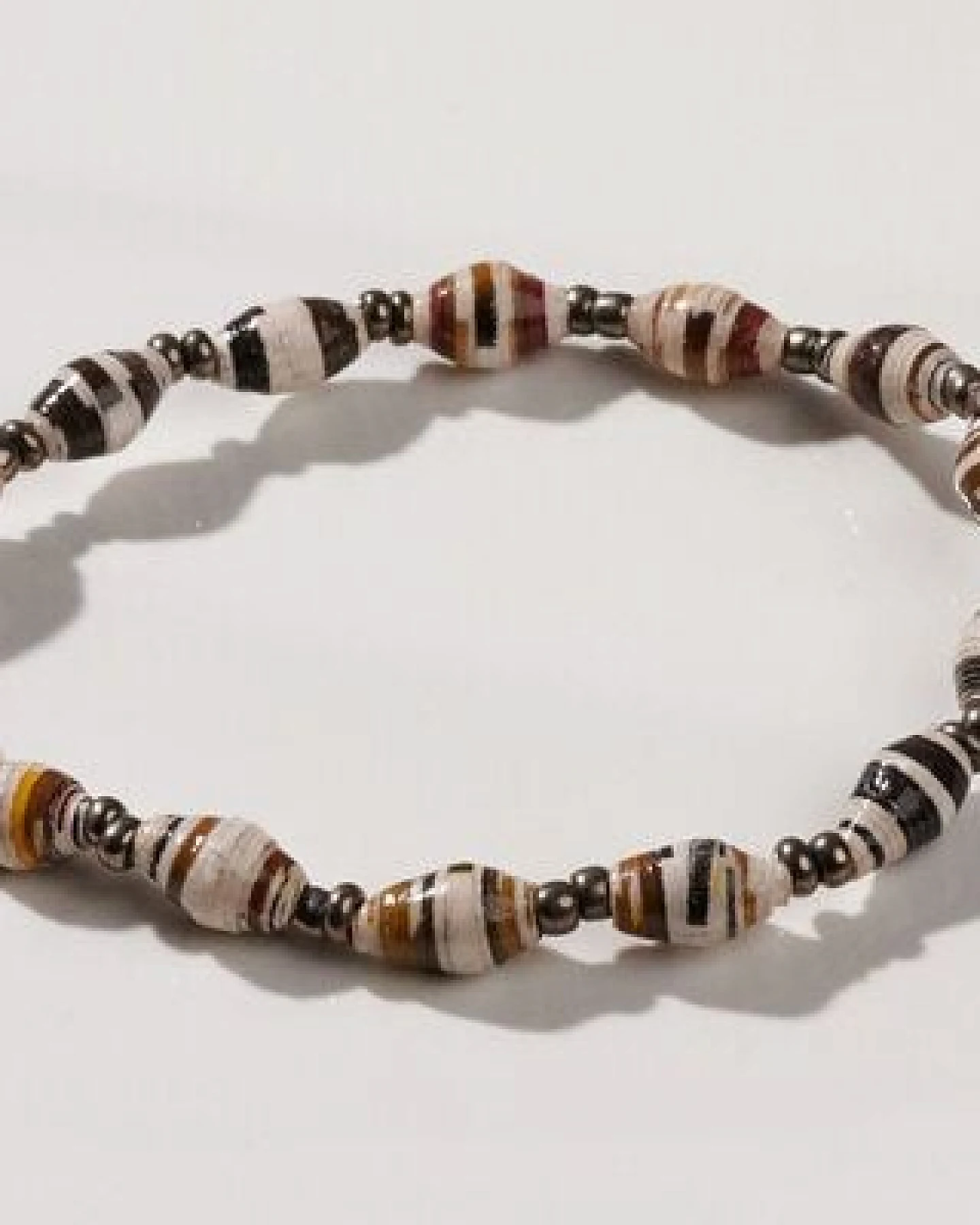 PEARLS OF AFRICA Filigranes Armband aus Papierperlen "ACHOLI" recycelt – Ansicht 2