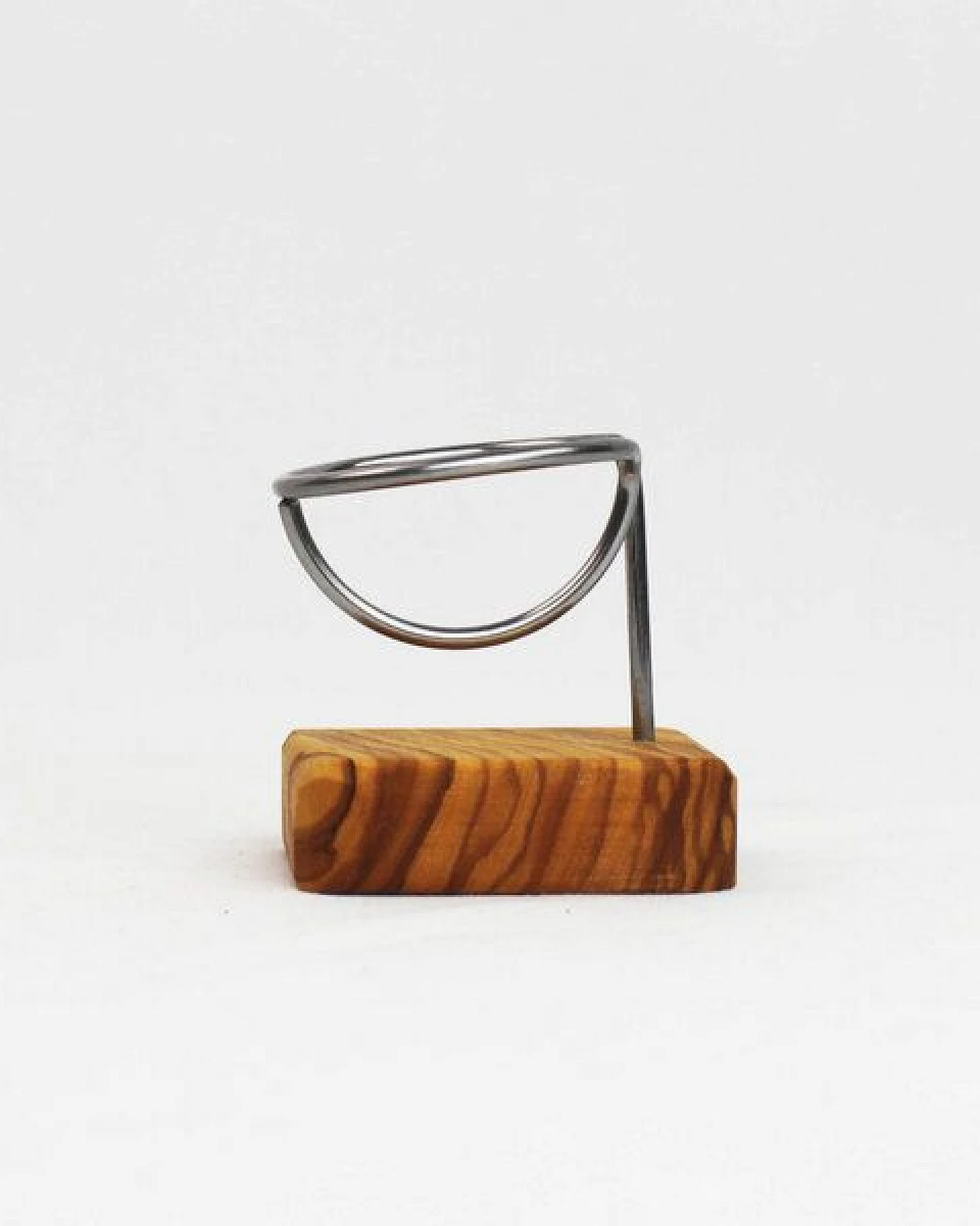 Mitienda Shop Eierbecher Design aus Olivenholz – Ansicht 3