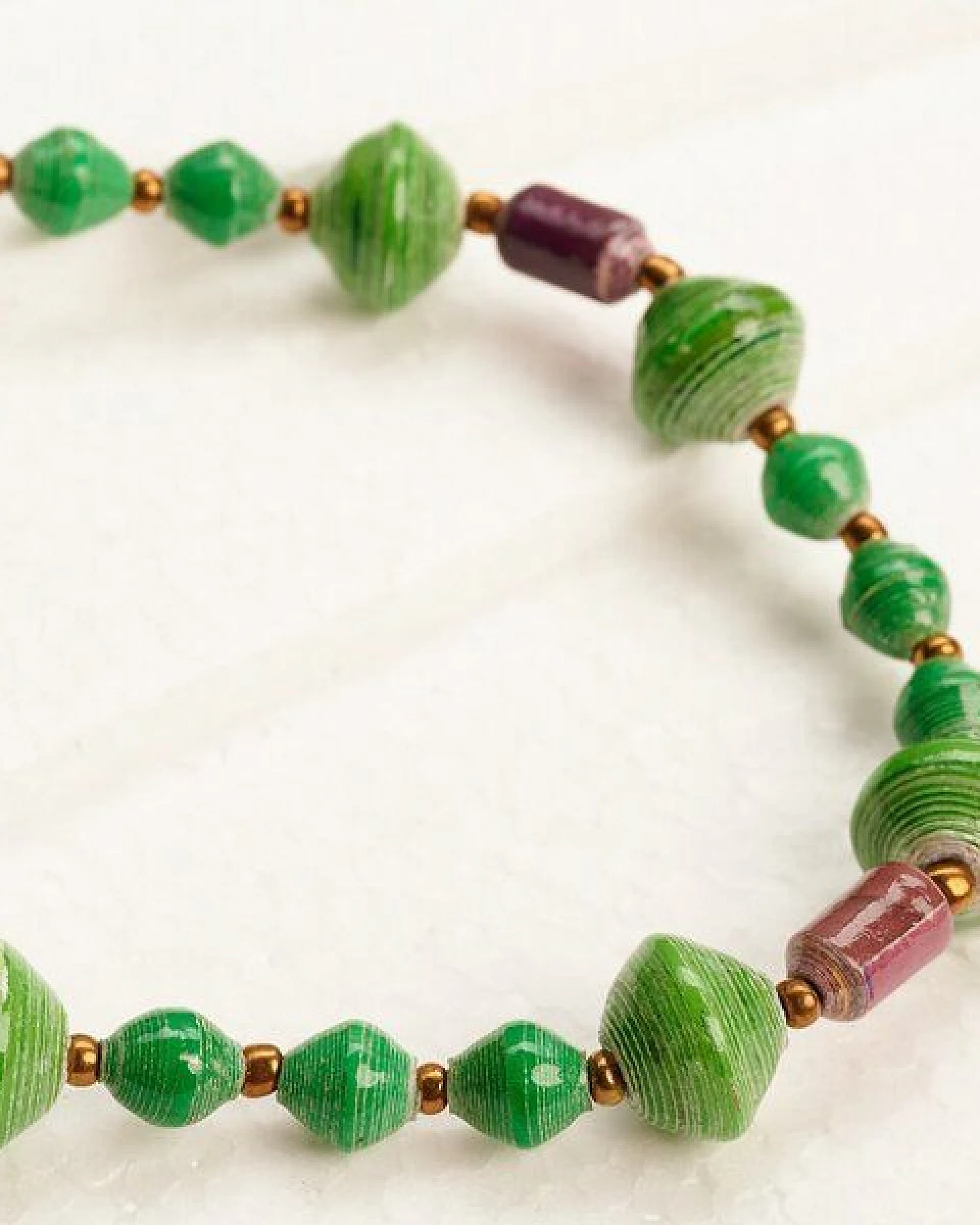 PEARLS OF AFRICA Lange Halskette aus Papierperlen "MUZUNGO LONG" – Ansicht 3