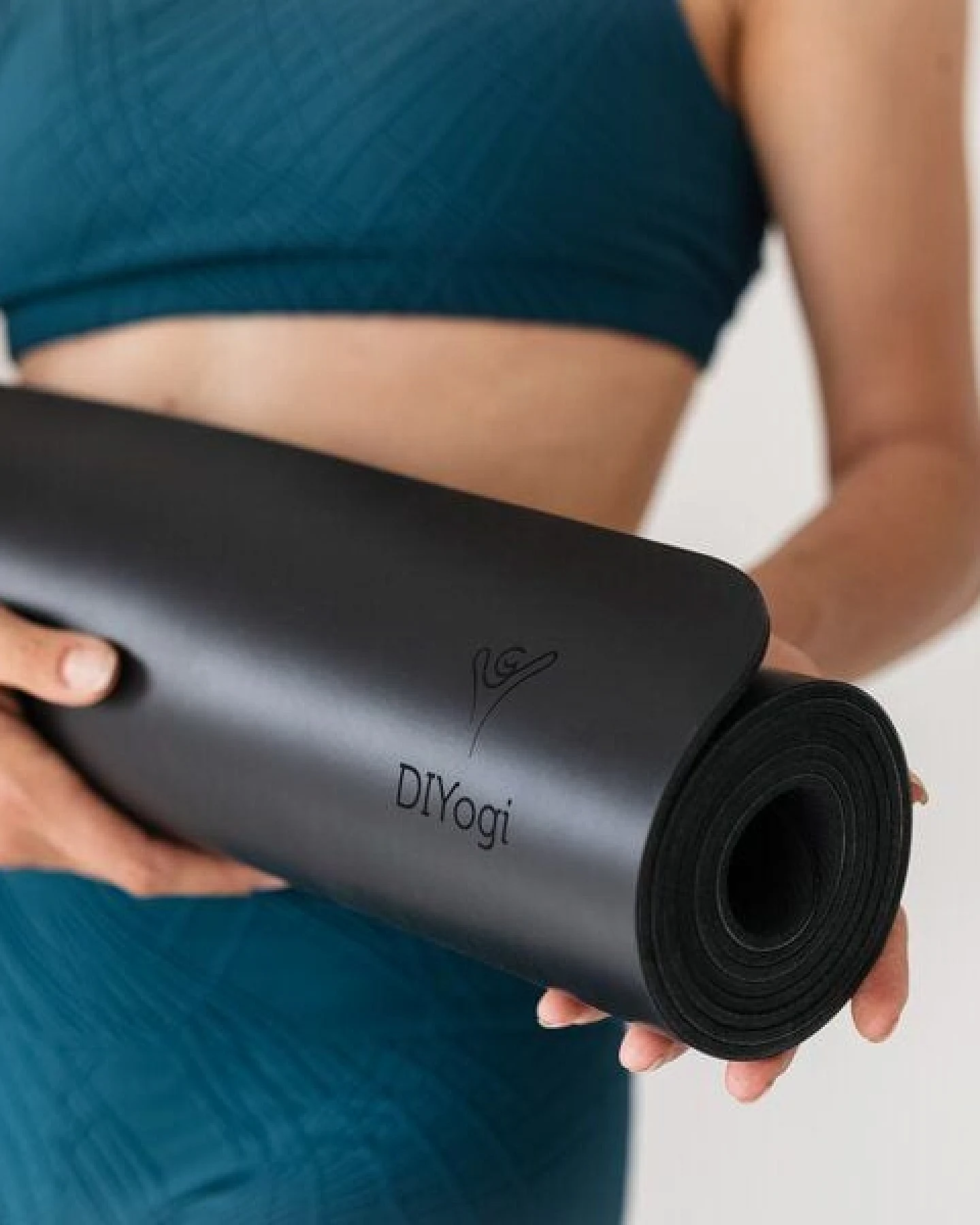 DIYogi Professionelle Yogamatte – Rutschfest, Naturkautschuk, Hautfreundlich & Öko-zertifiziert – Ansicht 2