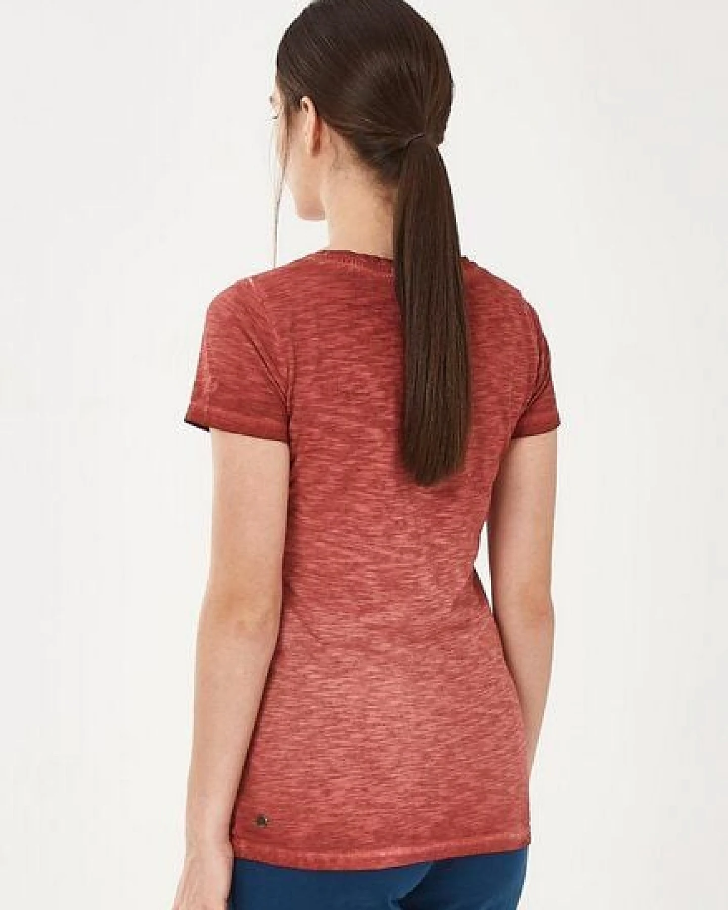 ORGANICATION Garment Dyed T-Shirt aus Bio-Baumwolle mit Stickerei – Ansicht 4