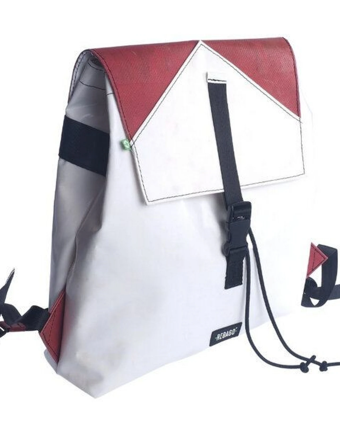 Rebago Rucksack Andy aus recycelter LKW-Plane – Ansicht 3