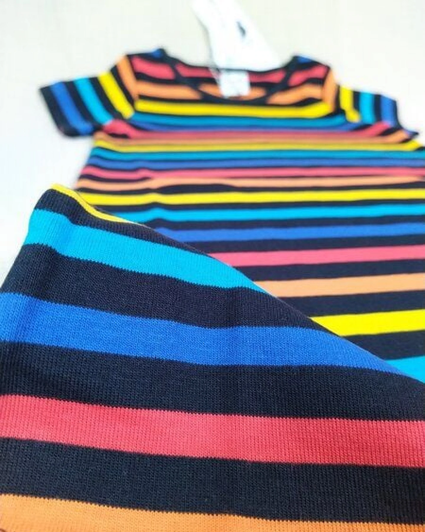 The QT veganes Kinder-Kleid – Bunte Streifen – Ansicht 2