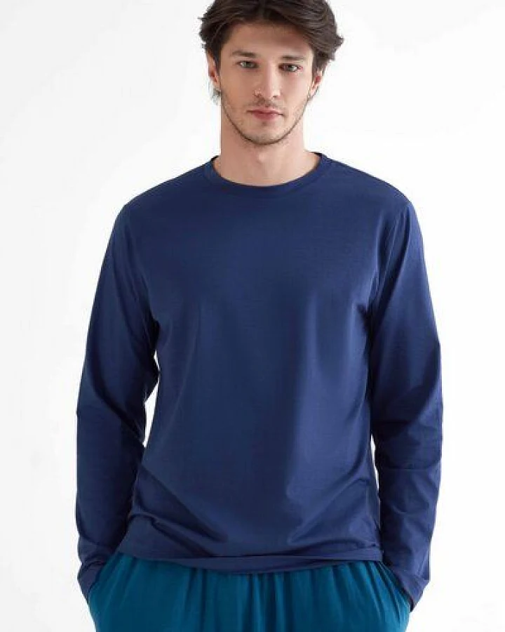 Blau
