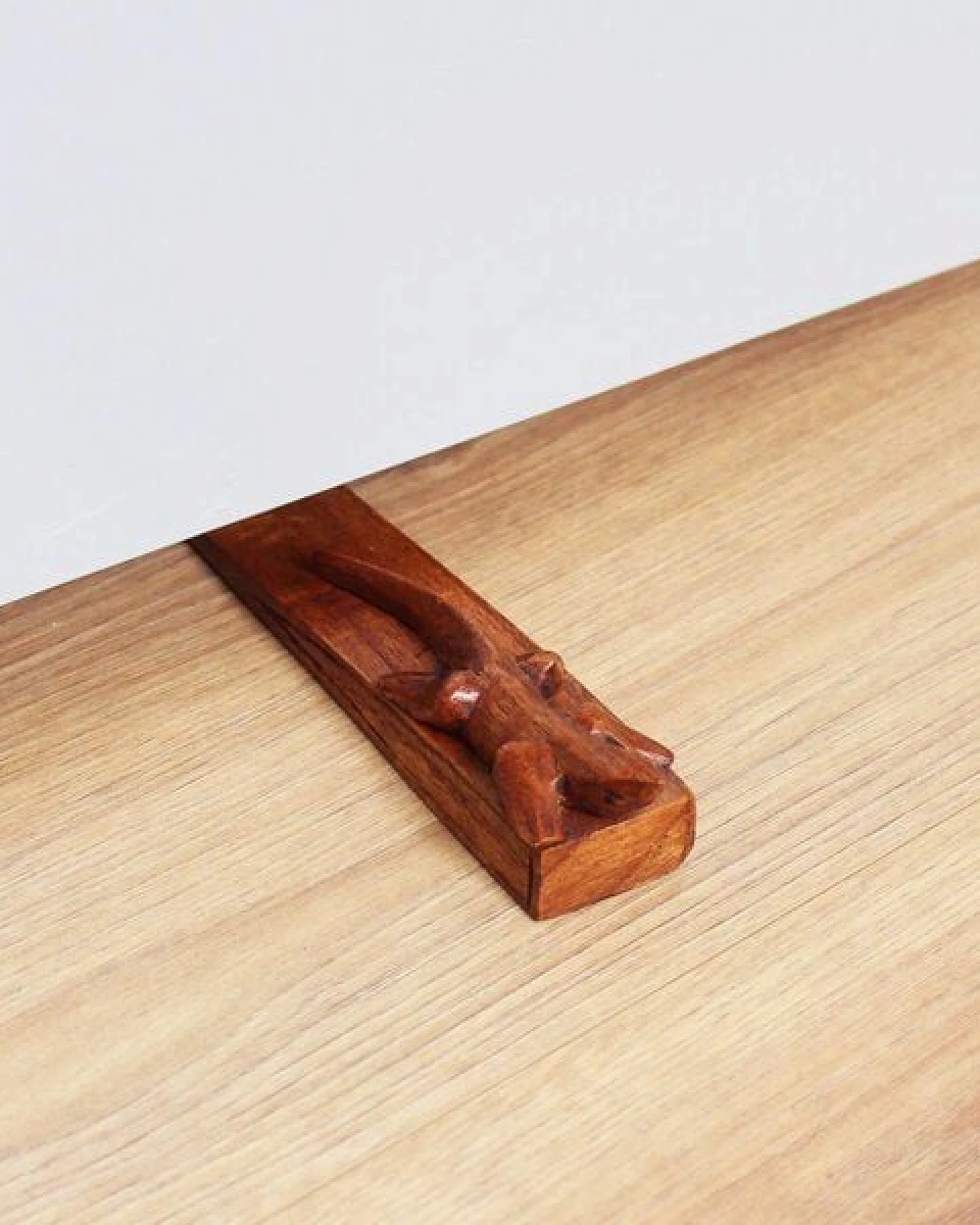 Mitienda Shop Türstopper aus Holz Gecko – Ansicht 3