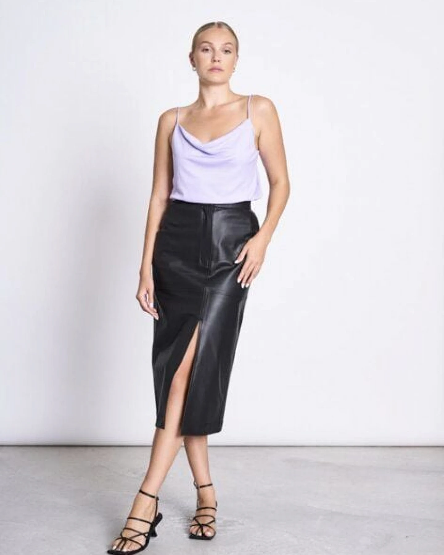 JAN N JUNE Slip Top HELEN black – Ansicht 2