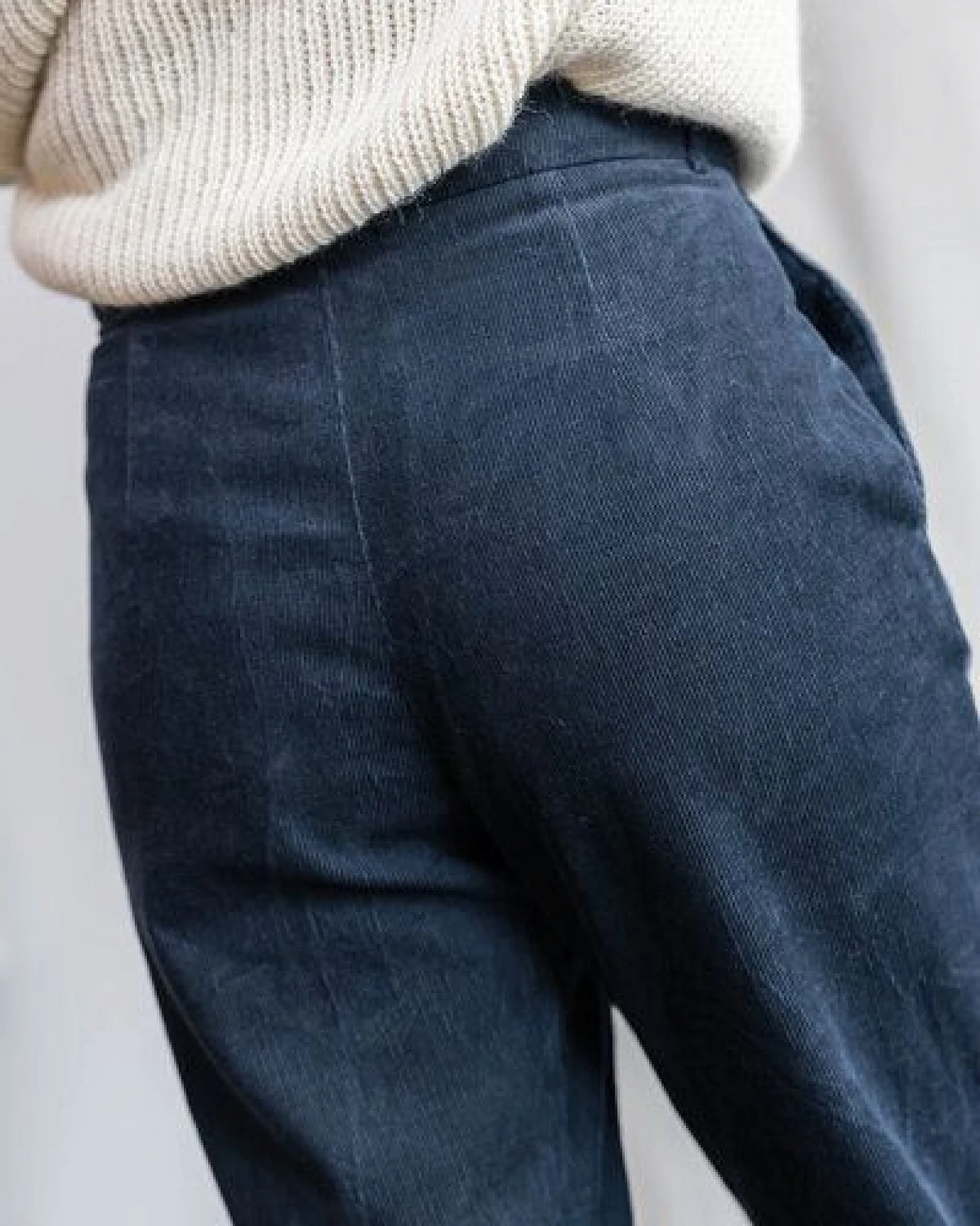 Jyoti - Fair Works Bio-Baumwollcord Hose Suhrut – Ansicht 4