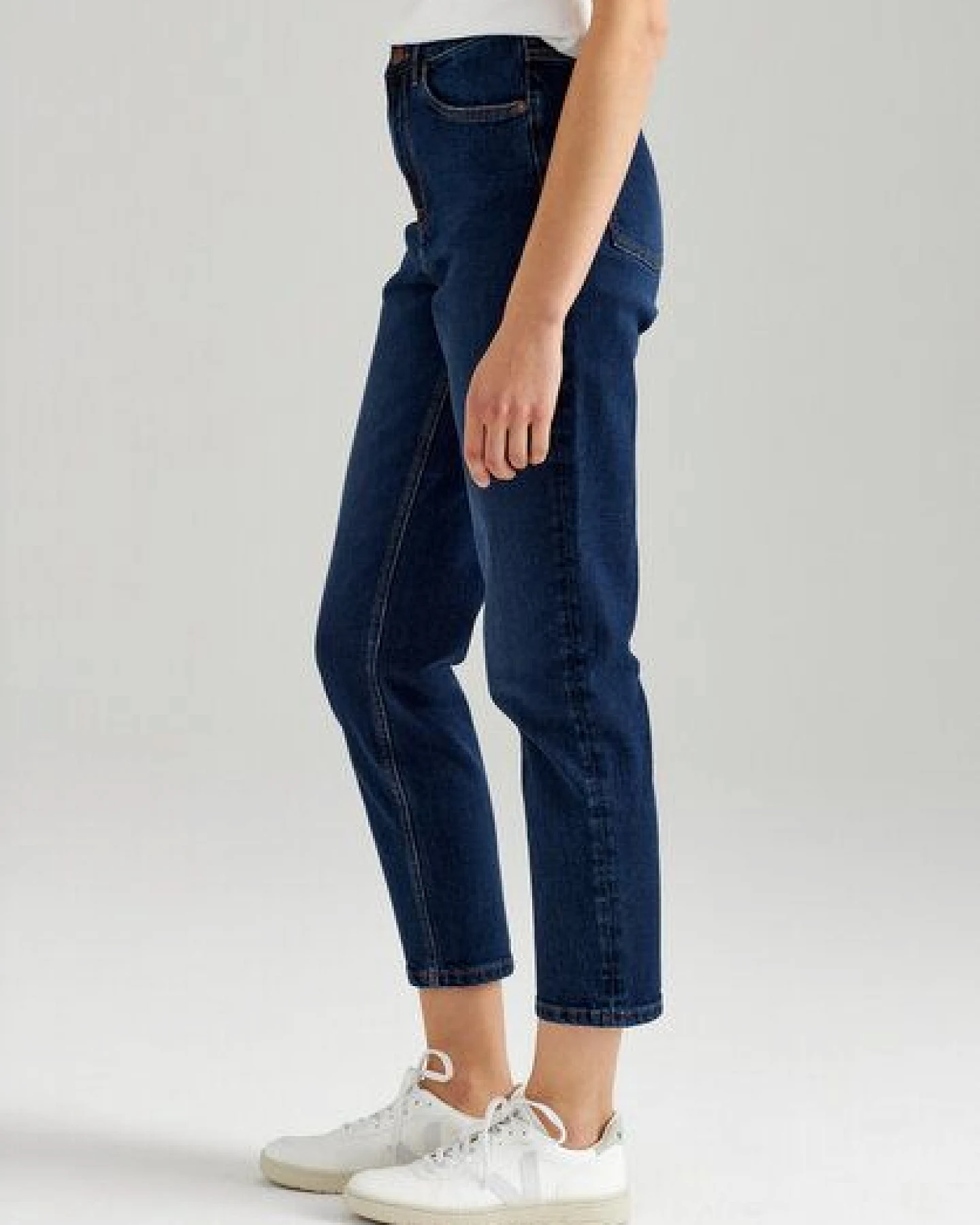 ThokkThokk Damen Mom Cropped Jeans aus Biobaumwoll-Mix – Ansicht 2