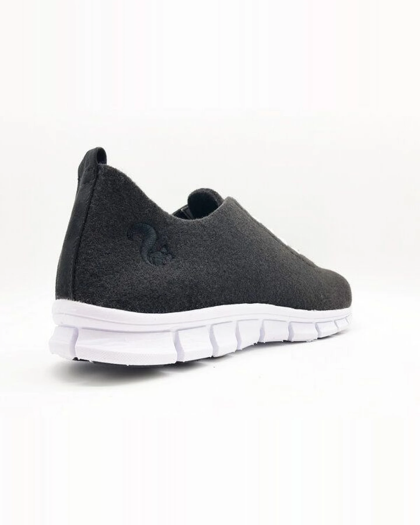 Ultraleichter, veganer Sneaker "thies ® PET" aus recycelten Flaschen, flexibel und bequem – Ansicht 4