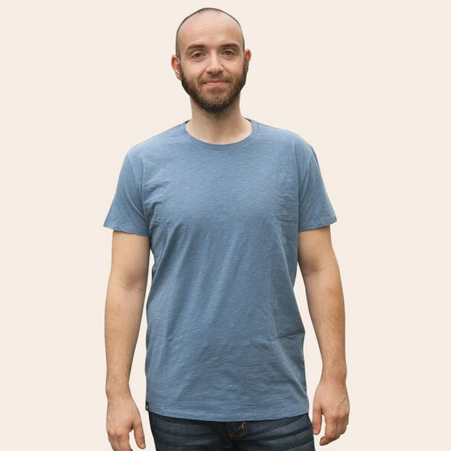 Blau