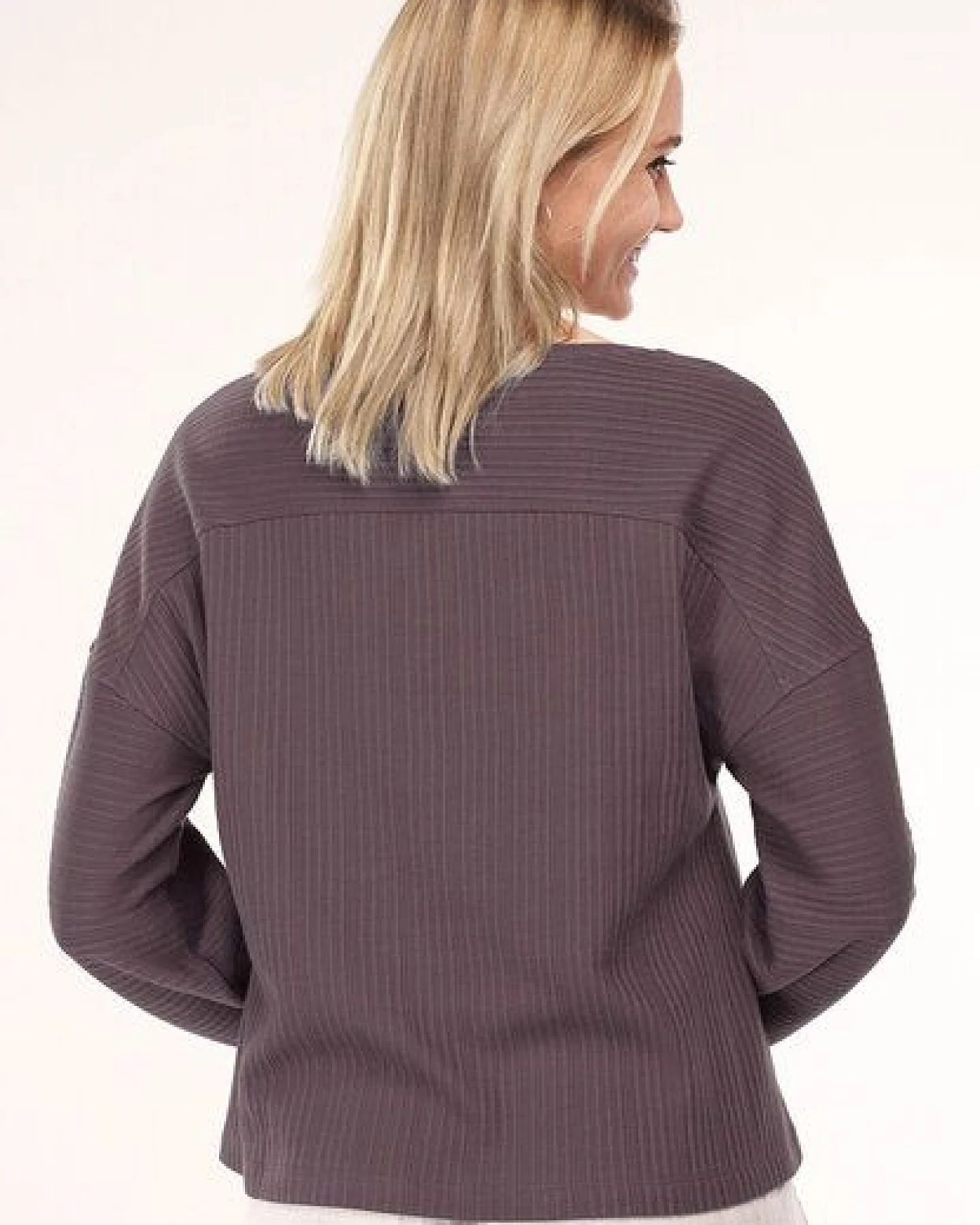 Alma & Lovis Shirt im Sweatstil aus feinem Rippen-Jersey – Ansicht 3