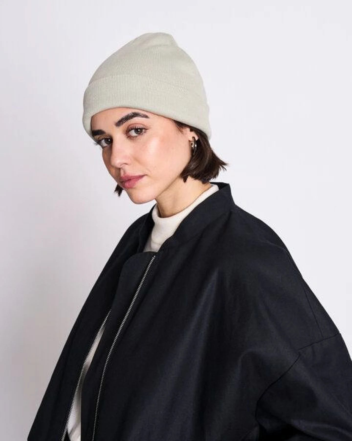 JAN N JUNE Beanie Mütze BROOKLYN für Frauen – Ansicht 2