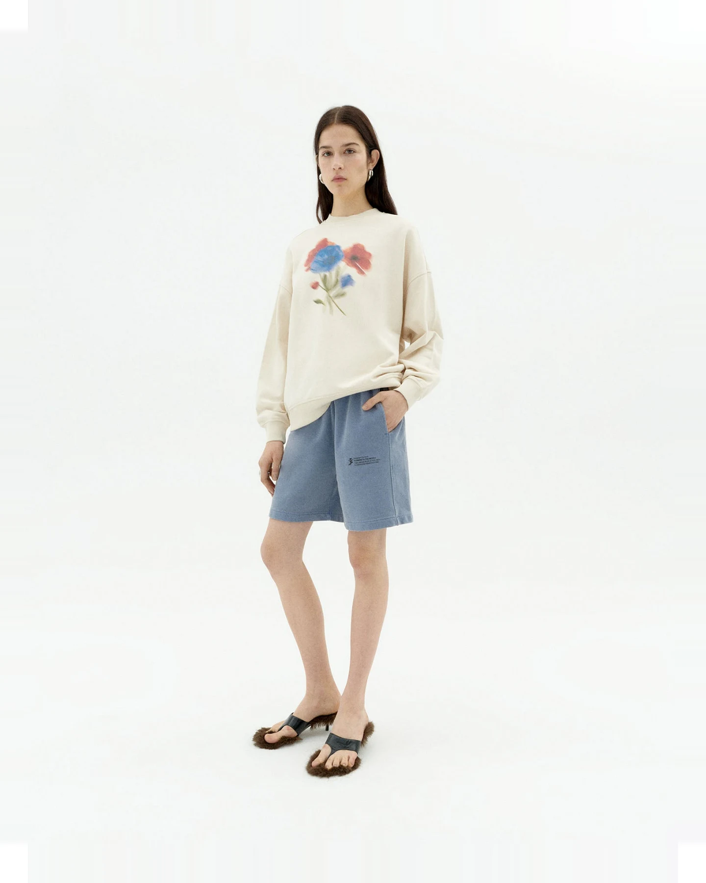 Thinking MU Damen vegan Sweatshirt Jimena Blurry Flower Weiß – Ansicht 2
