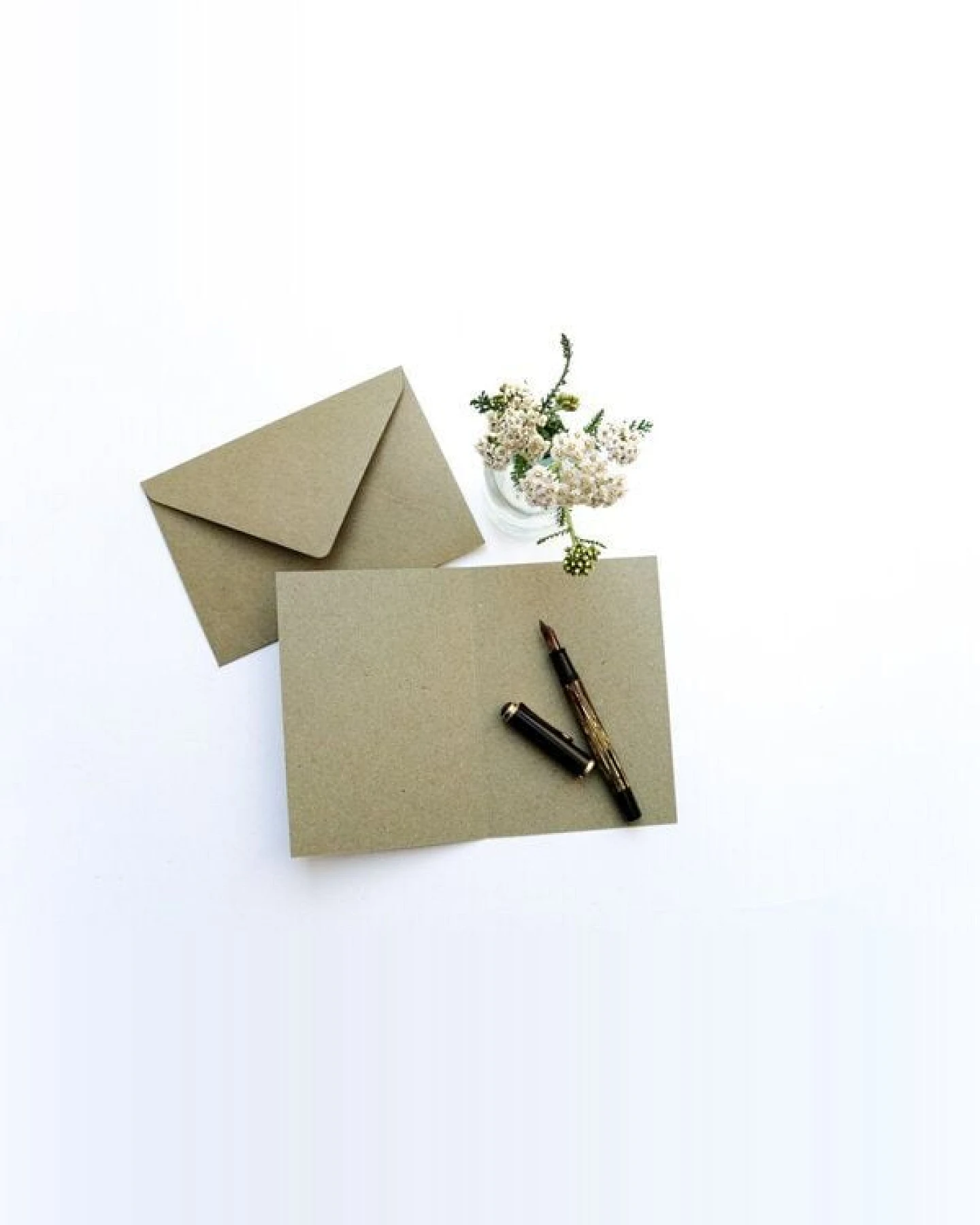 STUDIO KARAMELO Kartenset aus Recycling Kraftpapier – Ansicht 4