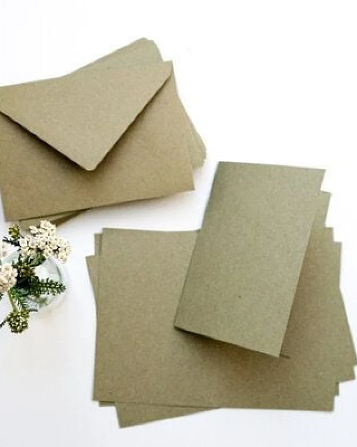 STUDIO KARAMELO Kartenset aus Recycling Kraftpapier
