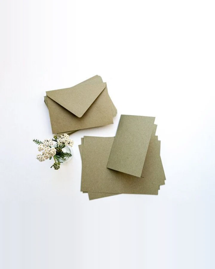 STUDIO KARAMELO Kartenset aus Recycling Kraftpapier