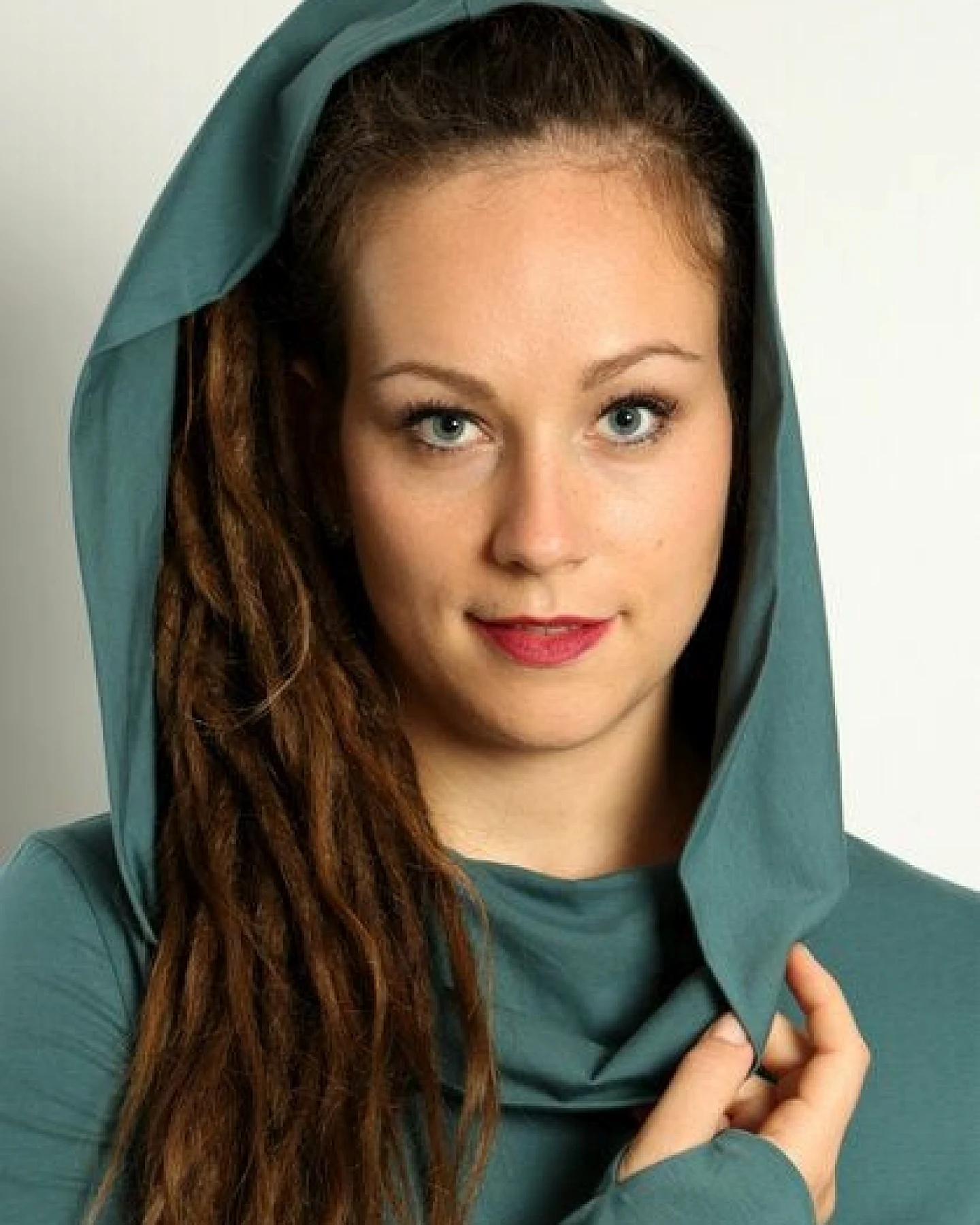 Die rote Zora Frauen Hoodie – Ansicht 2