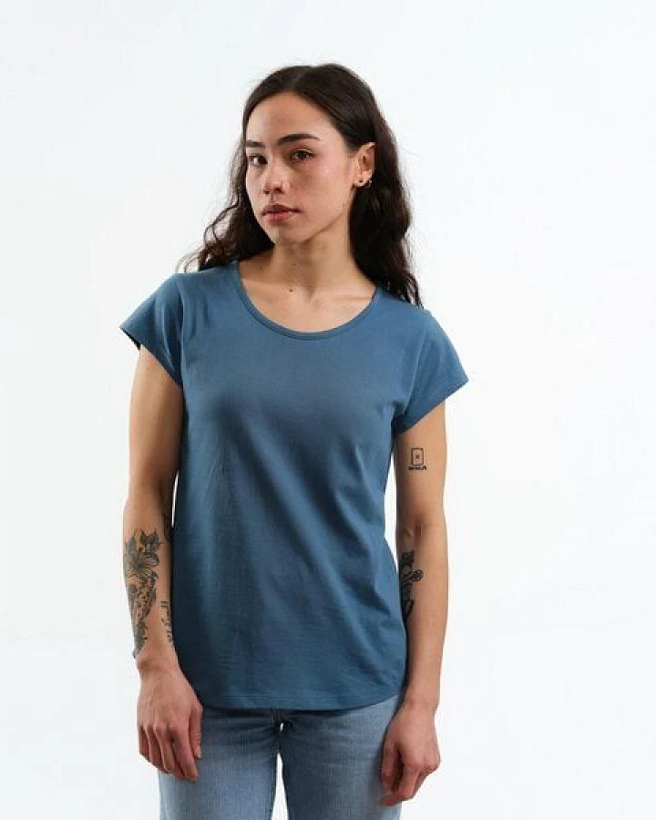 Blau