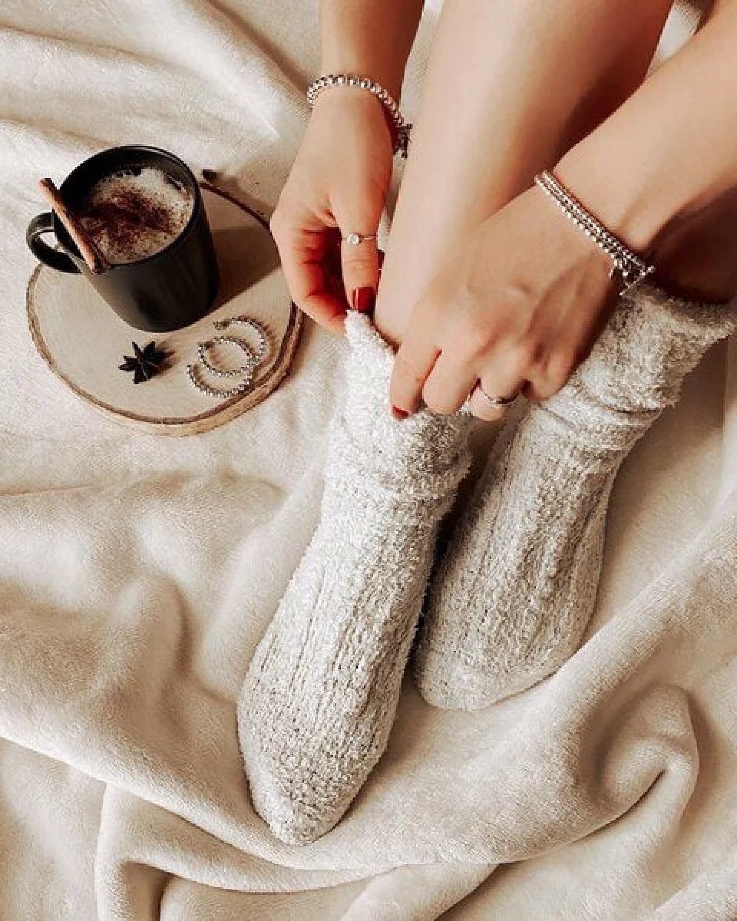 pakilia Silber Ohrringe Kugeln Fair-Trade und handmade – Ansicht 3
