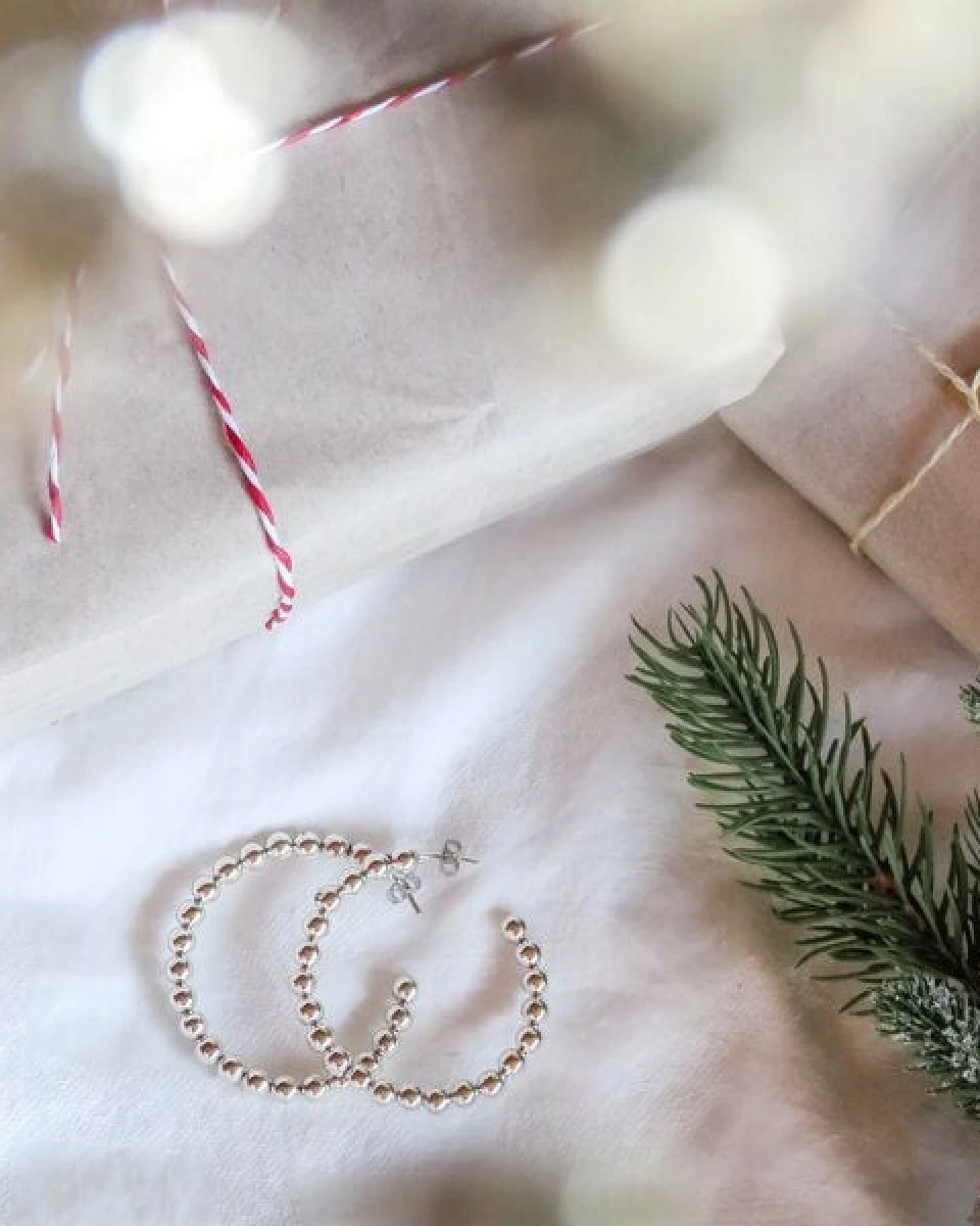 pakilia Silber Ohrringe Kugeln Fair-Trade und handmade – Ansicht 4