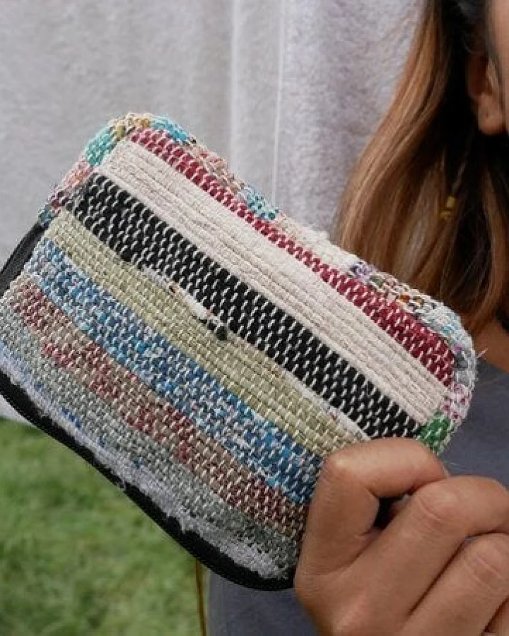 Himal Hemp HH Geldbörse / Mini-Täschchen mit Zipper aus Recycle Sari - verschiedene Größen