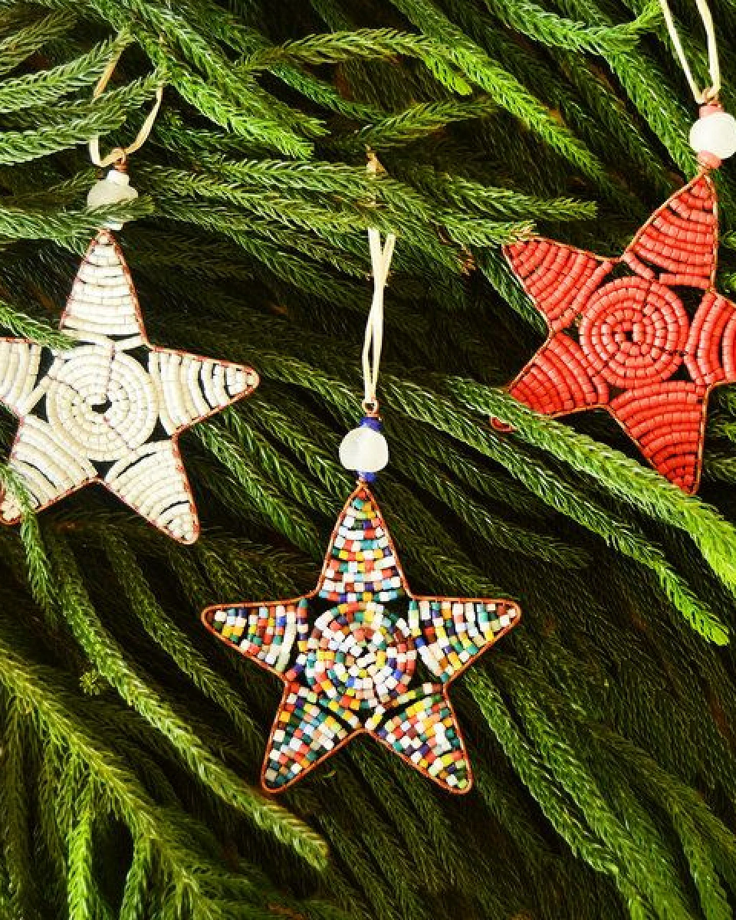 Global Mamas Upcycling Christbaumschmuck - Weihnachtsstern - S/L - Rainbow/Weiß/Rot - Weihnachten - Geschenkdeko - Weihnachtsdeko – Ansicht 2