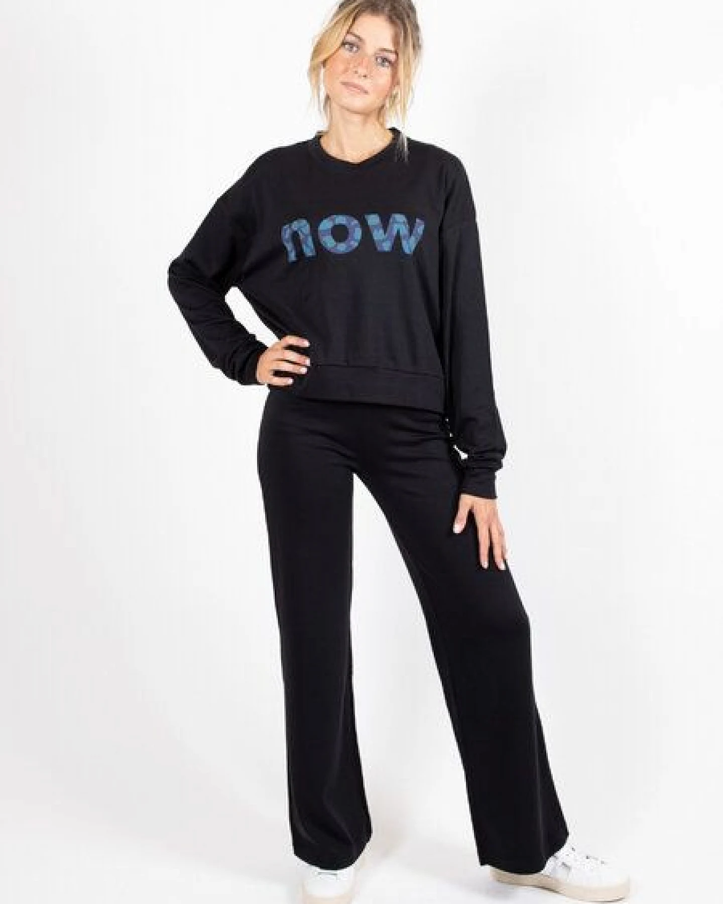 CORA happywear Damen Mini Sweater aus Buchenholz-Faser – Ansicht 3