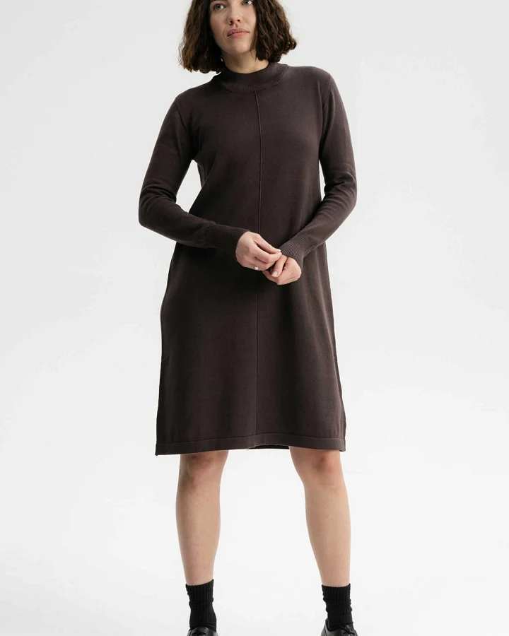 MELA Damen vegan Kleid Feinstrick Basic Harleen Dunkelbraun