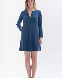 Blau