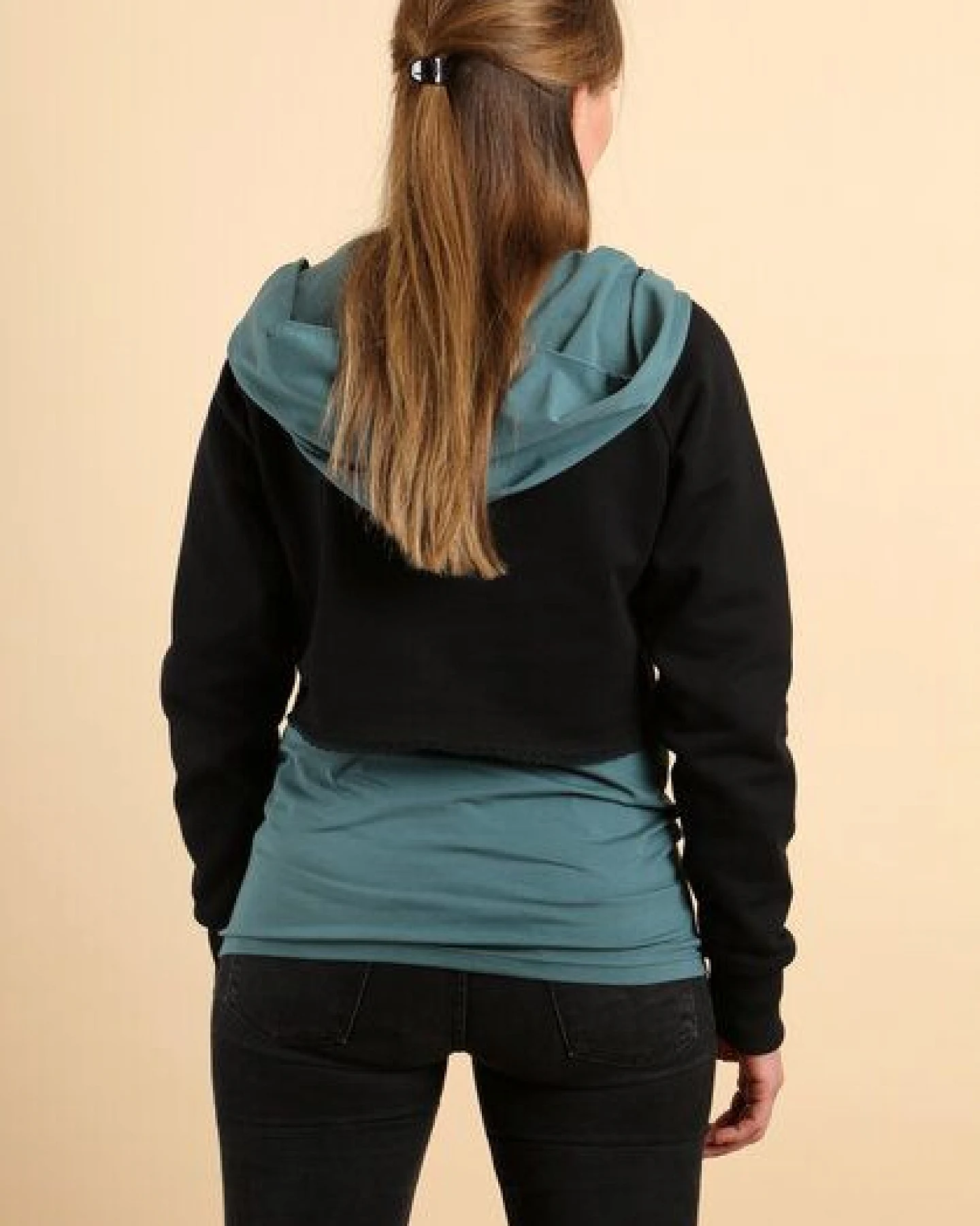 Die rote Zora Damen Kurzsweater aus Bio-Baumwolle – Ansicht 4