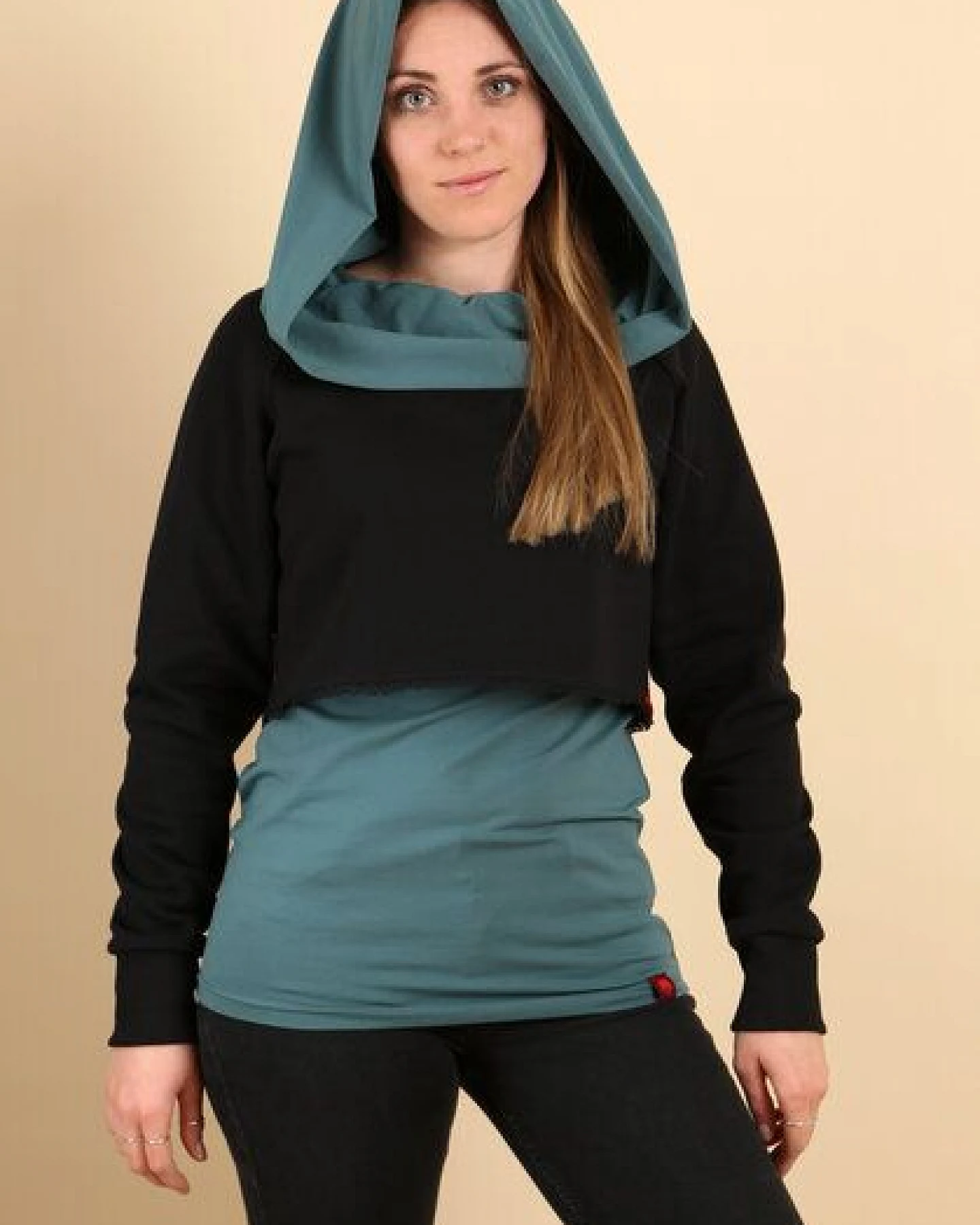 Die rote Zora Damen Kurzsweater aus Bio-Baumwolle – Ansicht 4