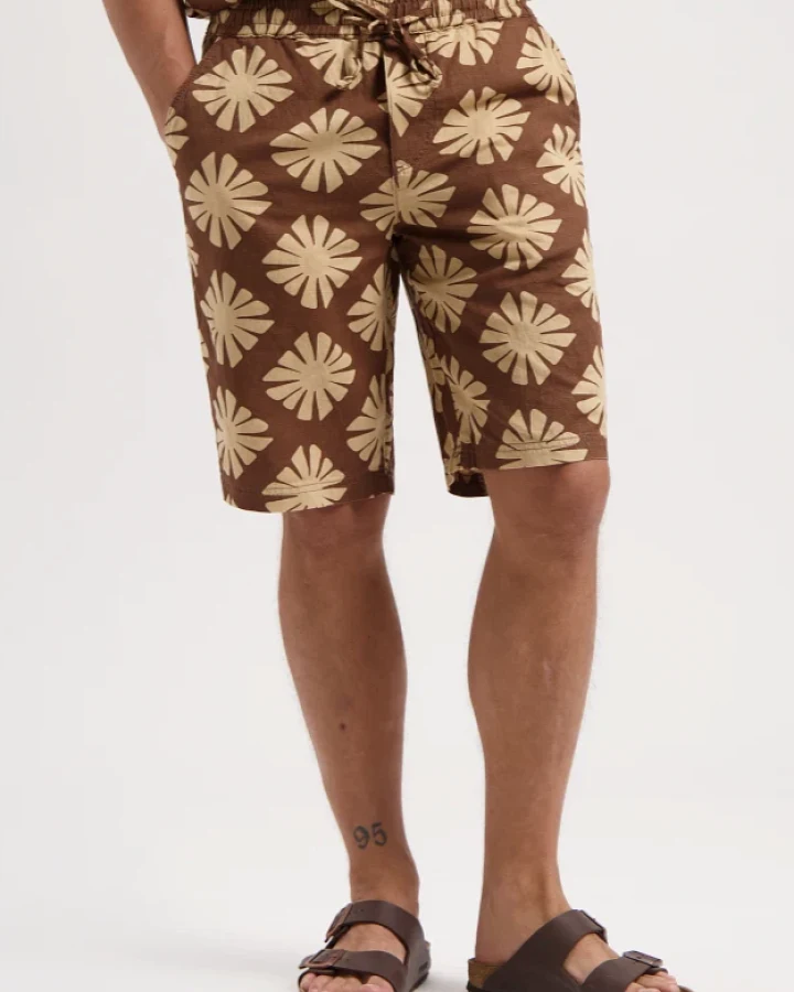 Kuyichi Herren vegan Short Tyler Gedruckt Soft Silt Braun