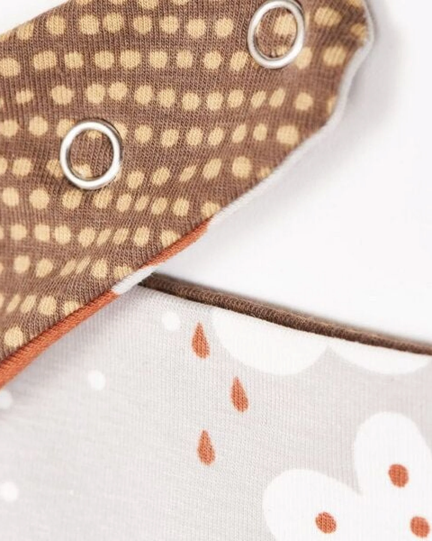 Cheeky Apple Lätzchen aus Bio-Baumwolle "Yo-yo – Ansicht 3