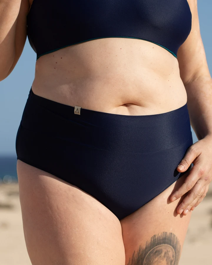 Inaska Damen vegan Bikinihose Soft High Waist Feel Dunkelblau