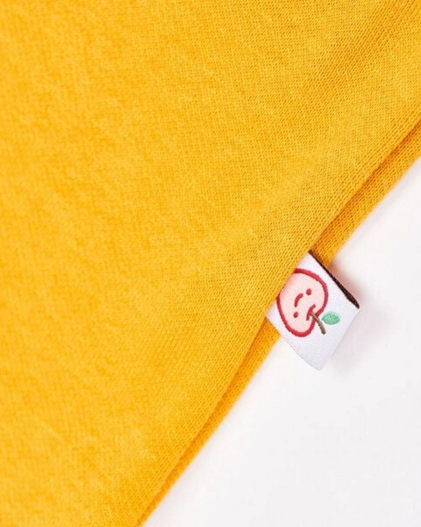 Cheeky Apple Buben Langarm-Shirt aus Bio-Baumwolle "Jacquard Senf – Ansicht 4