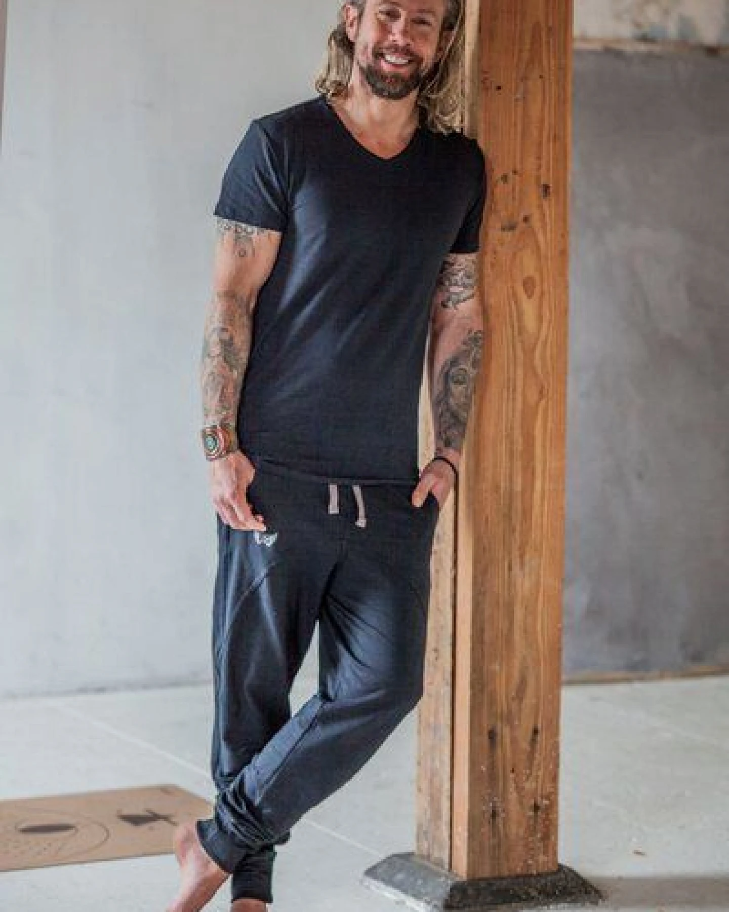 Renegade Guru Herren Yoga Shirt Moksha – Ansicht 4