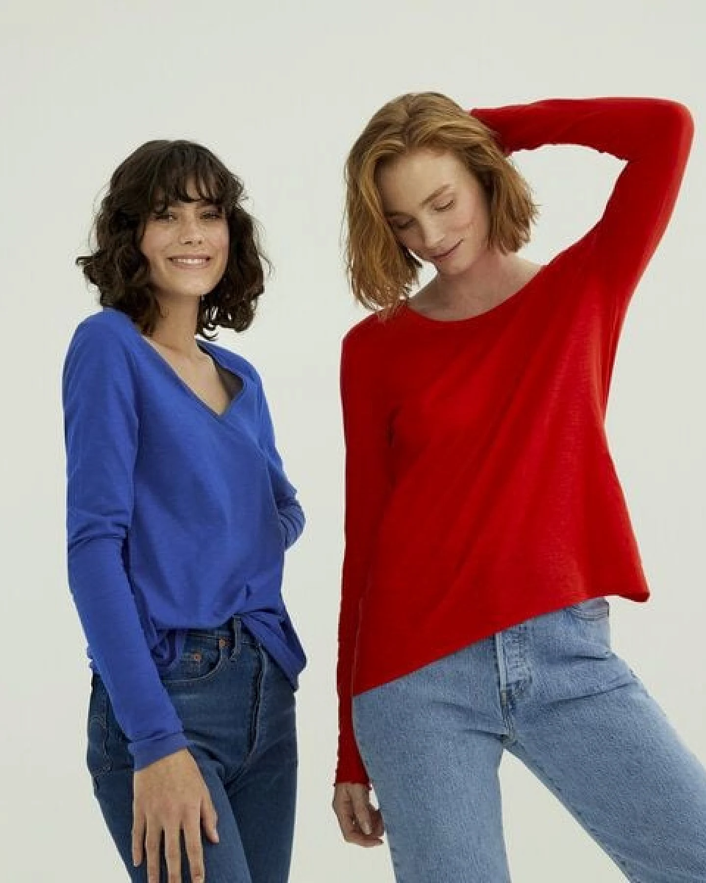 d'Els Esterella Damen V-Neck Langarm T-Shirt aus Flame Bio Baumwolle – Ansicht 3