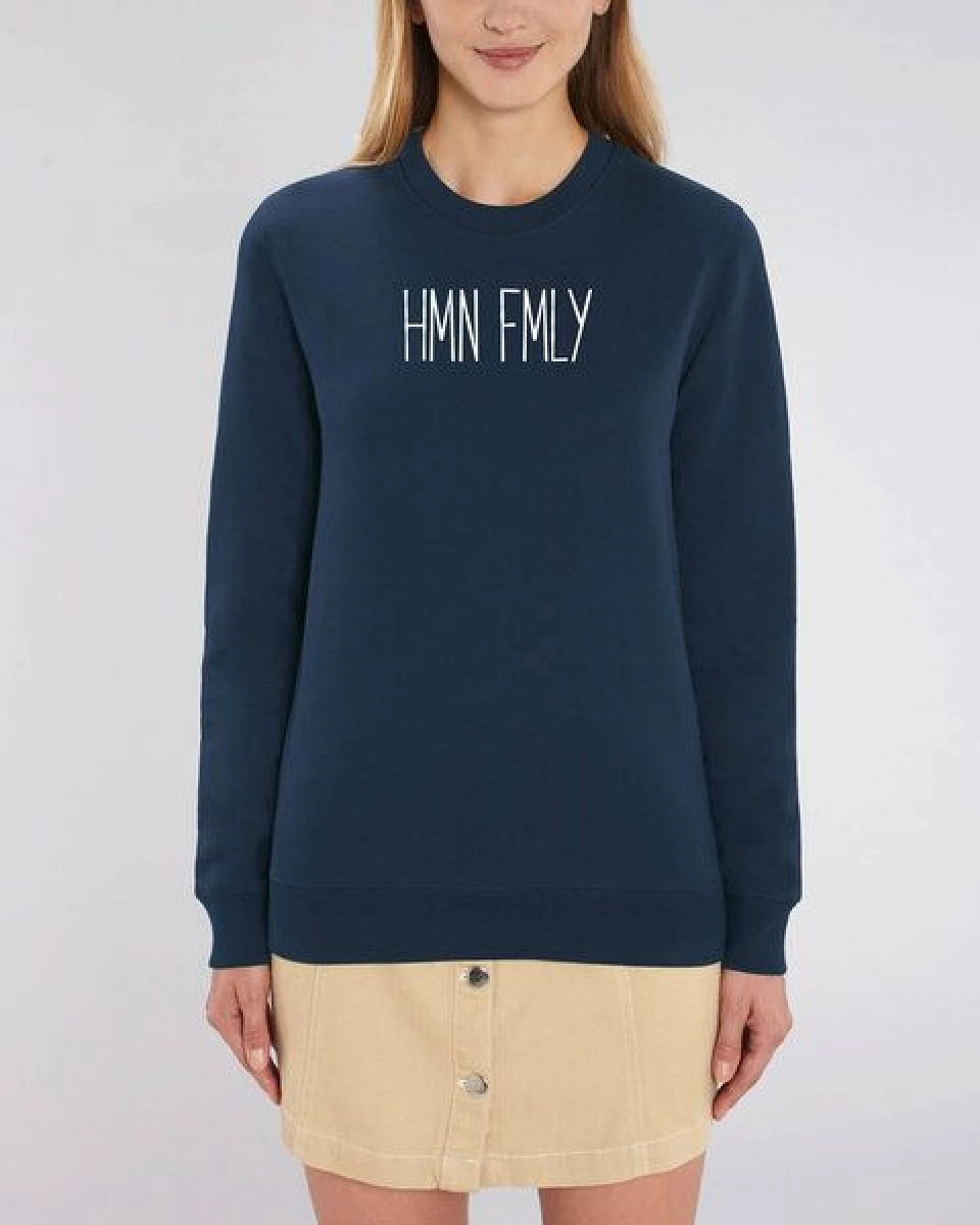 Human Family Bio Unisex Rundhals-Sweatshirt - "HMN FMLY" – Ansicht 3