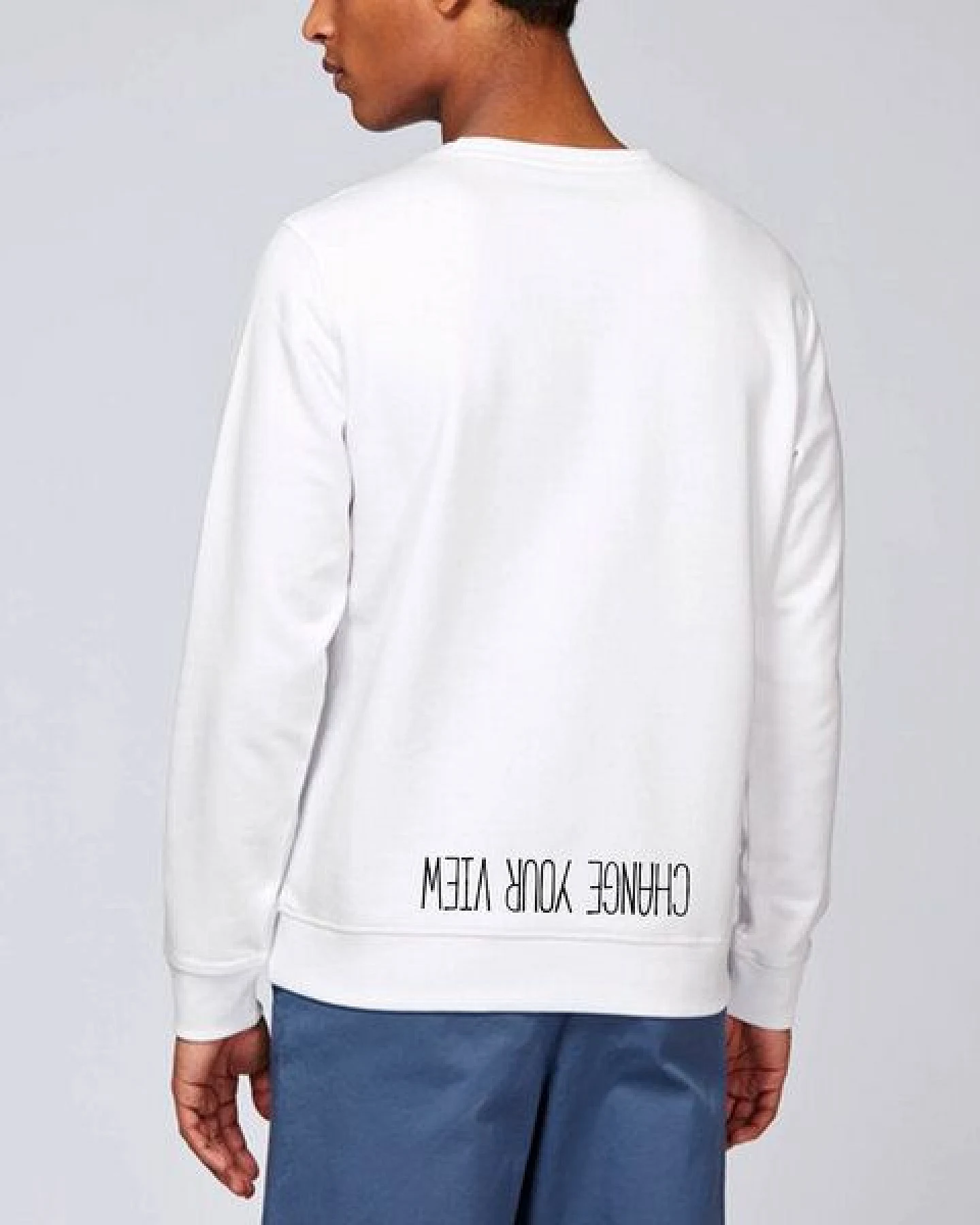 Human Family Bio Unisex Rundhals-Sweatshirt - "Change your view" – Ansicht 2