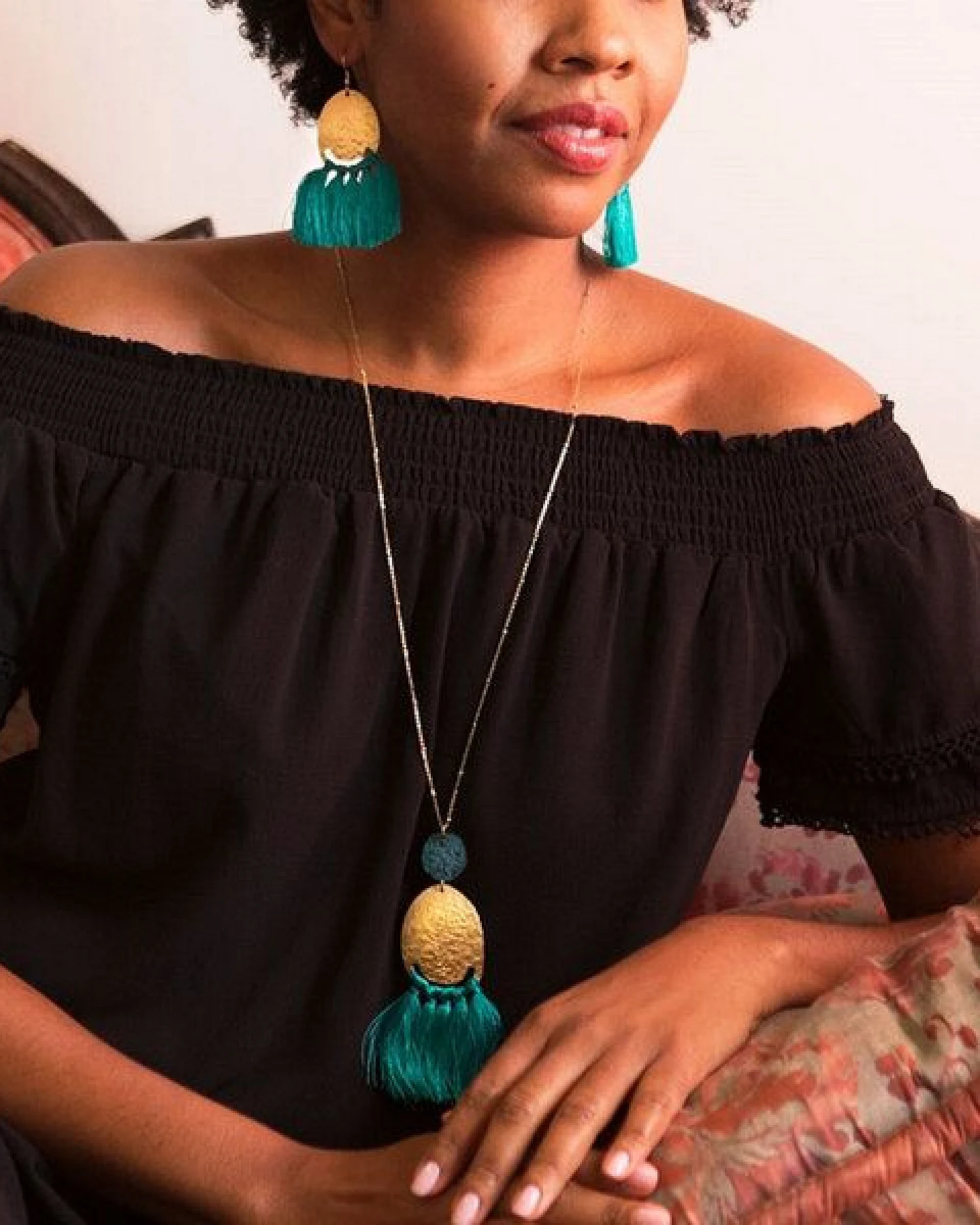 Frida Feeling Kette Nihira gold / blaugrün – Ansicht 3