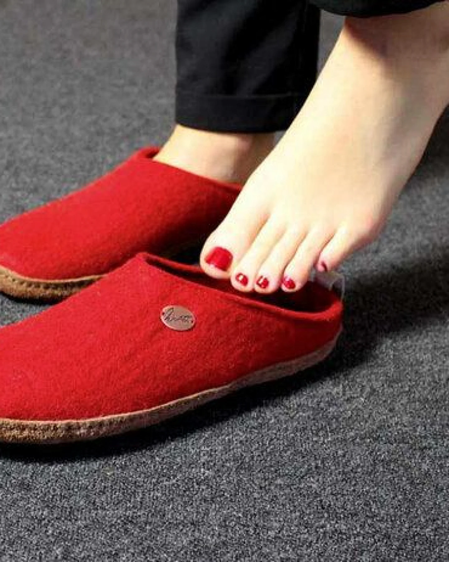 WoolFit Tundra - Nachhaltige Hausschuhe für Damen und Herren – Ansicht 4