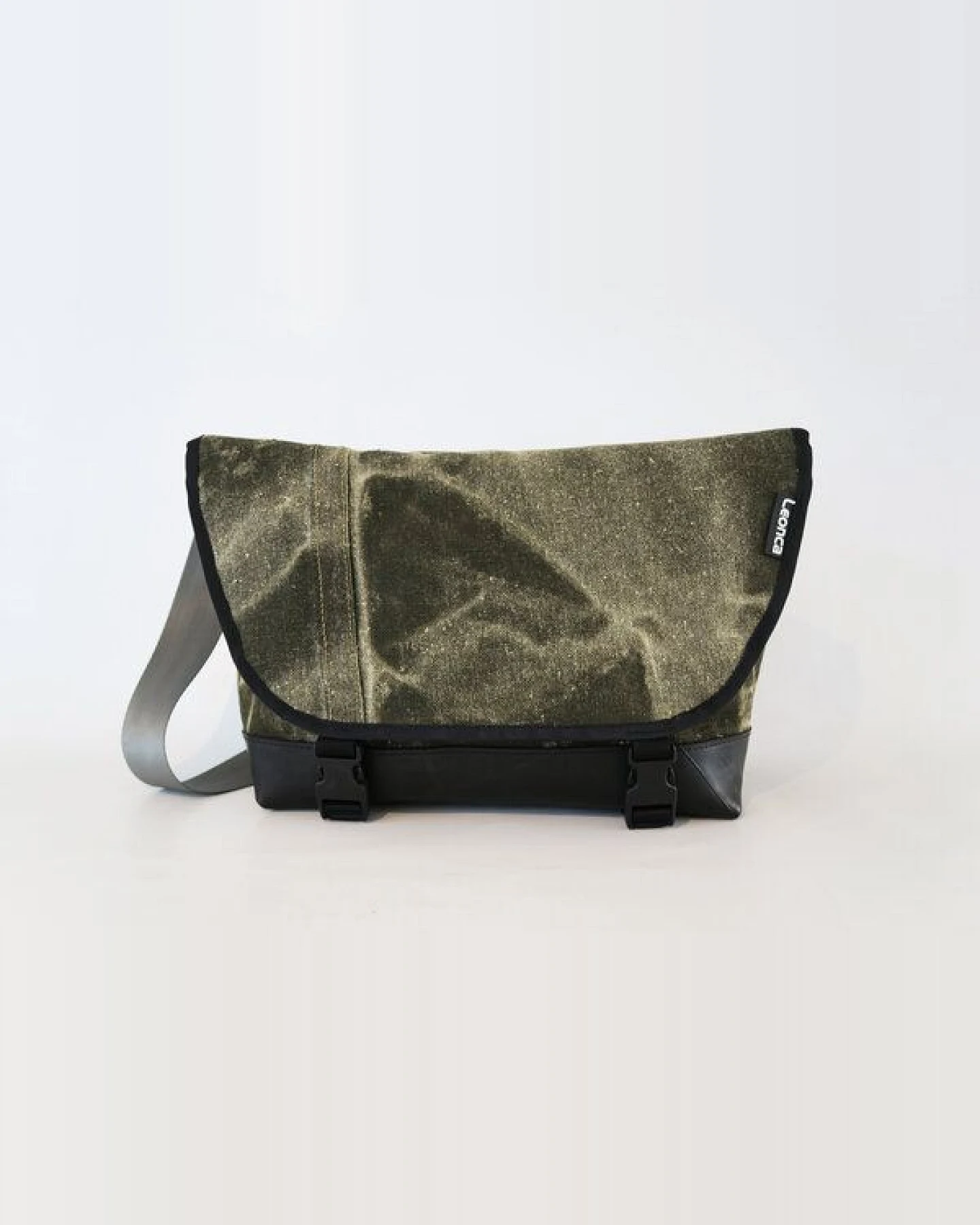 Leonca Messenger Bag Zeltleinen Oliv dunkel – Ansicht 2