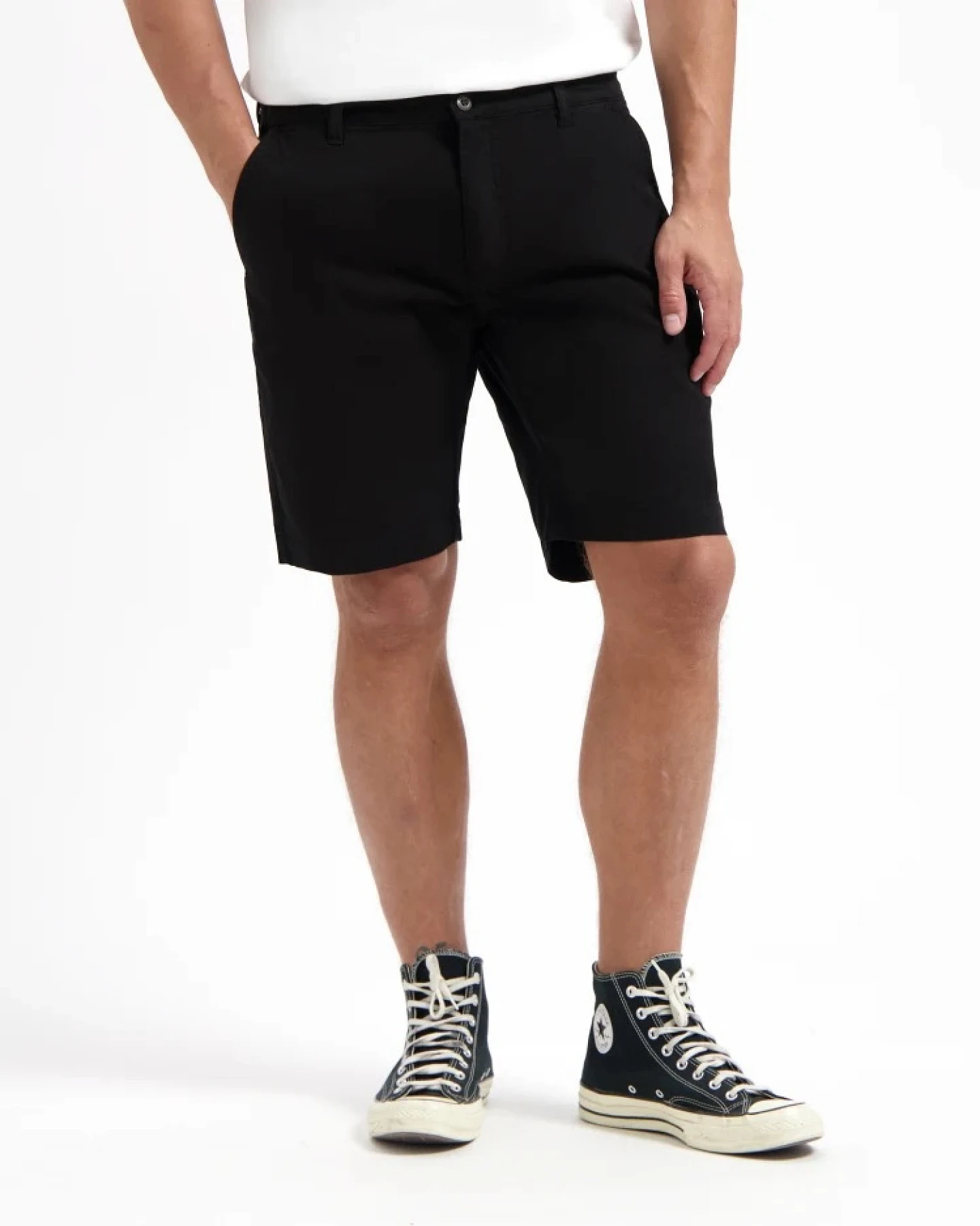 Kuyichi Herren vegan Kurzer Toby Jet Black – Ansicht 2