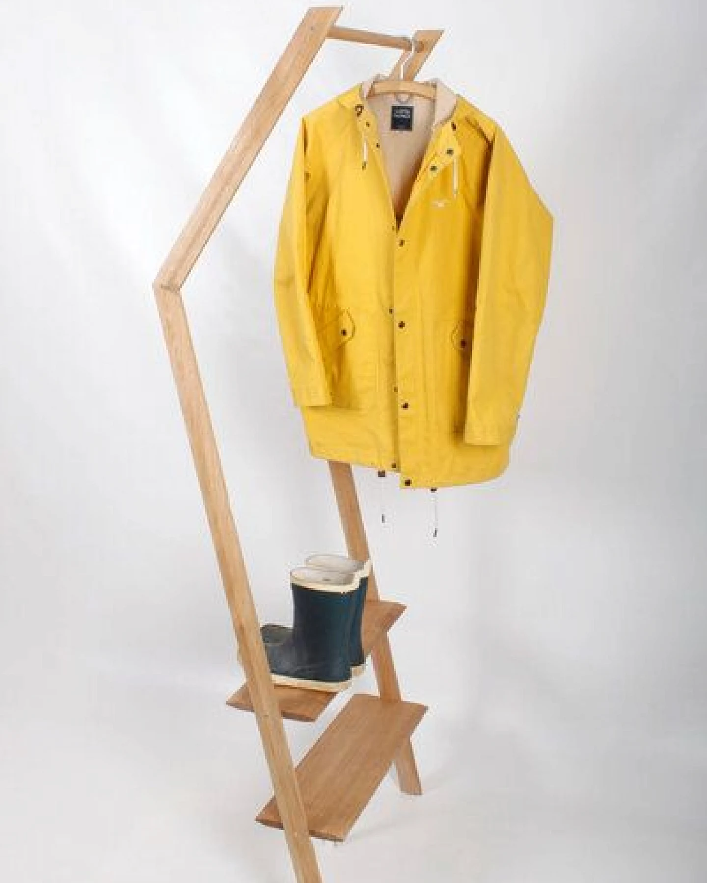 kleiderleiter_de Anlehngarderobe AGA aus Holz (Eiche) von Kleiderleiter.de – Ansicht 3
