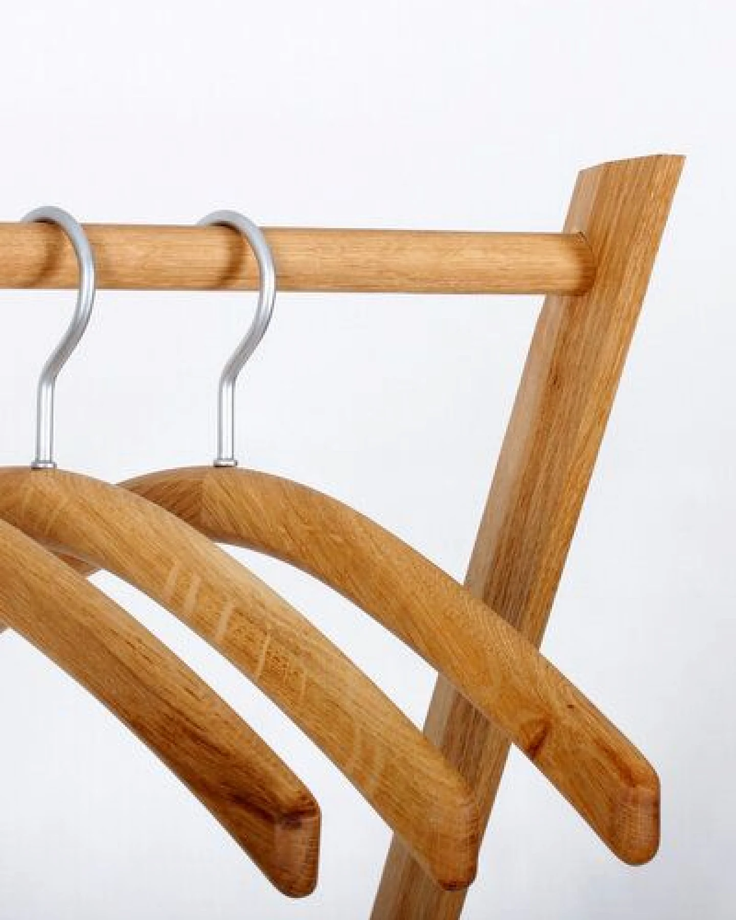 kleiderleiter_de Anlehngarderobe AGA aus Holz (Eiche) von Kleiderleiter.de – Ansicht 4
