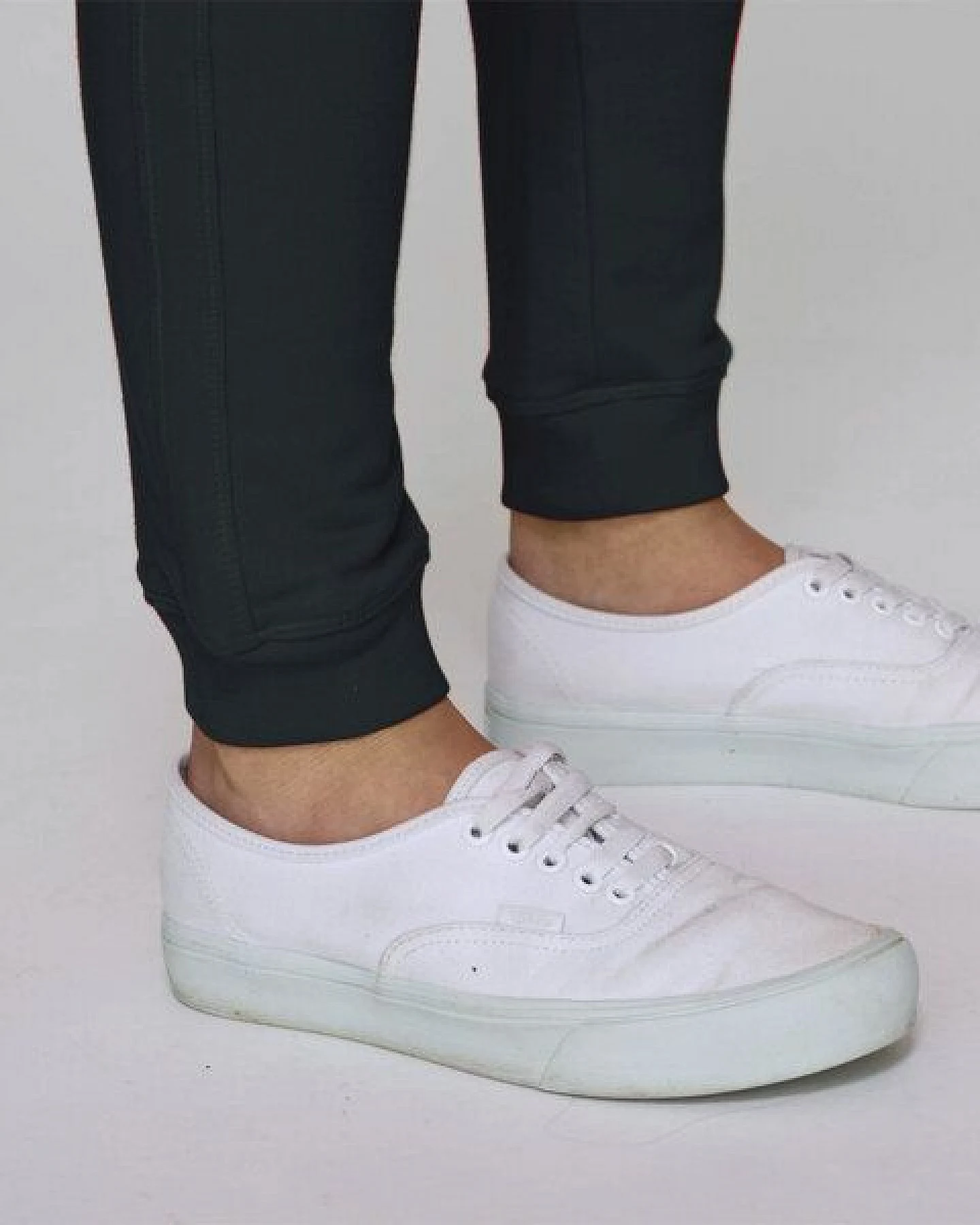 vis wear Damen Jogginghose aus Bio Baumwolle – Ansicht 3