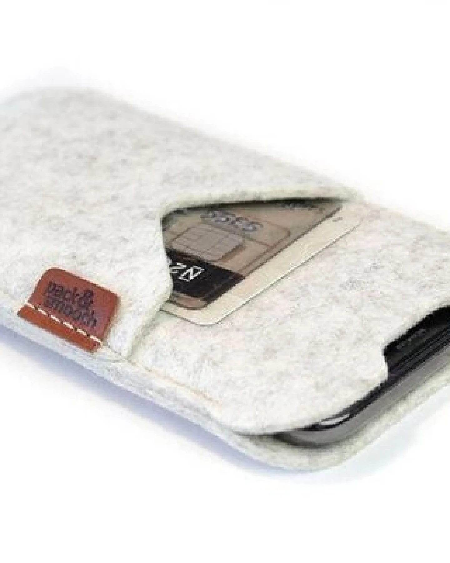 Pack & Smooch iPhone 17 / 17 Pro / 17 Pro Max / 16 / 15 / 14 / 13 / 12 / Pro / Plus / Max / Mini Filz Hülle SHETLAND (Mulesing-frei) – Ansicht 3